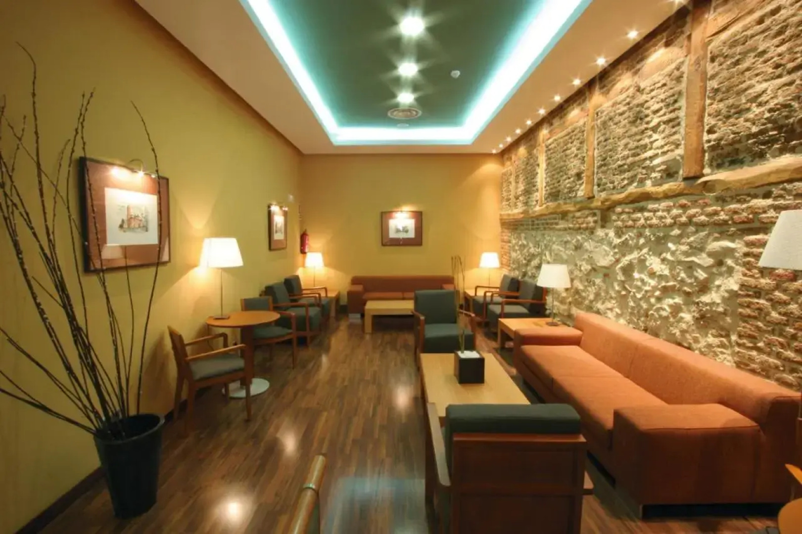 Отель Victoria 4