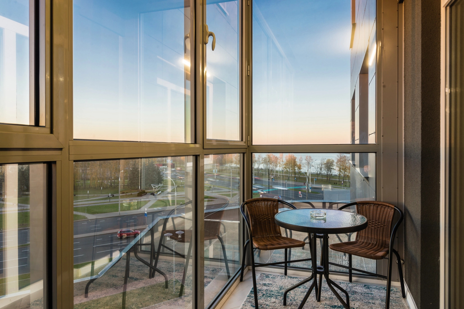 Апартаменты Румер в элитном жилом комплексе с видом на озеро