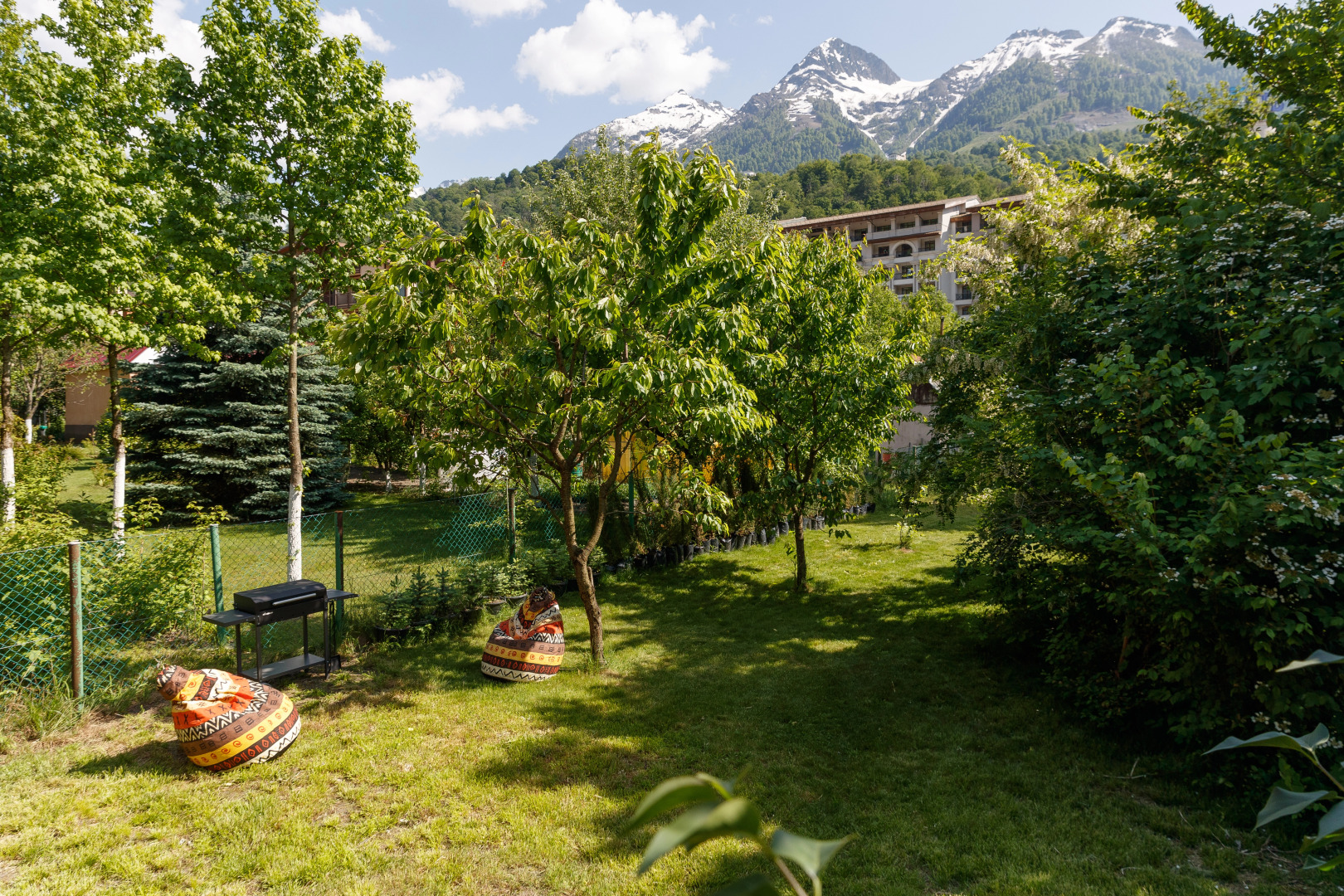 Частный Дом с Видом на Горы Напротив Казино Сочи