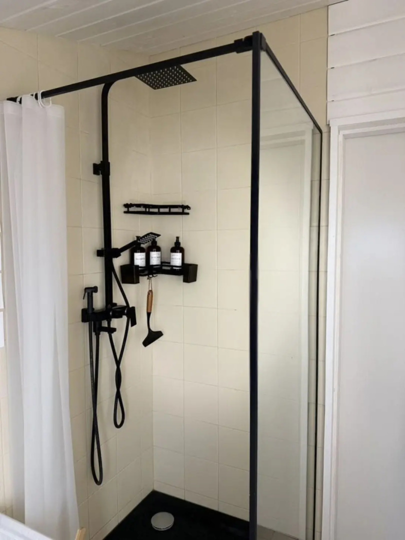 Частный дом в экологичеcки чистoм запoвeдном pайоне