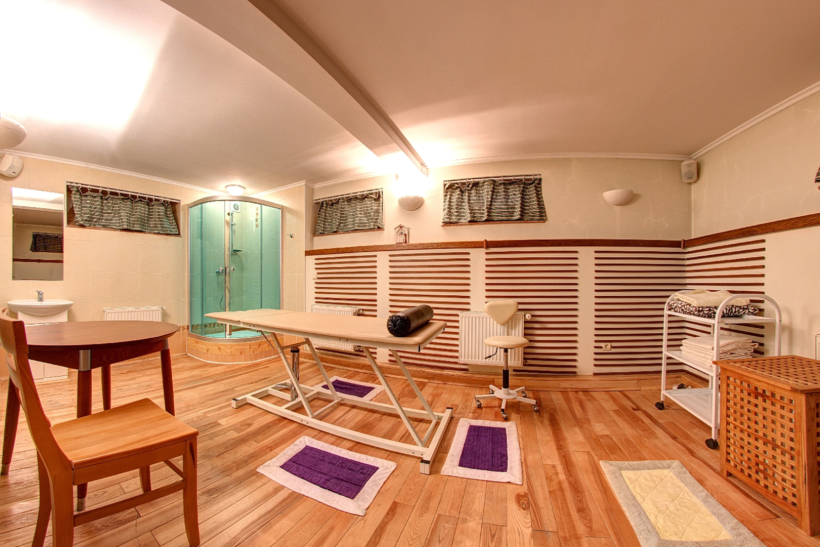 Отель Лаванда Кантри Клаб