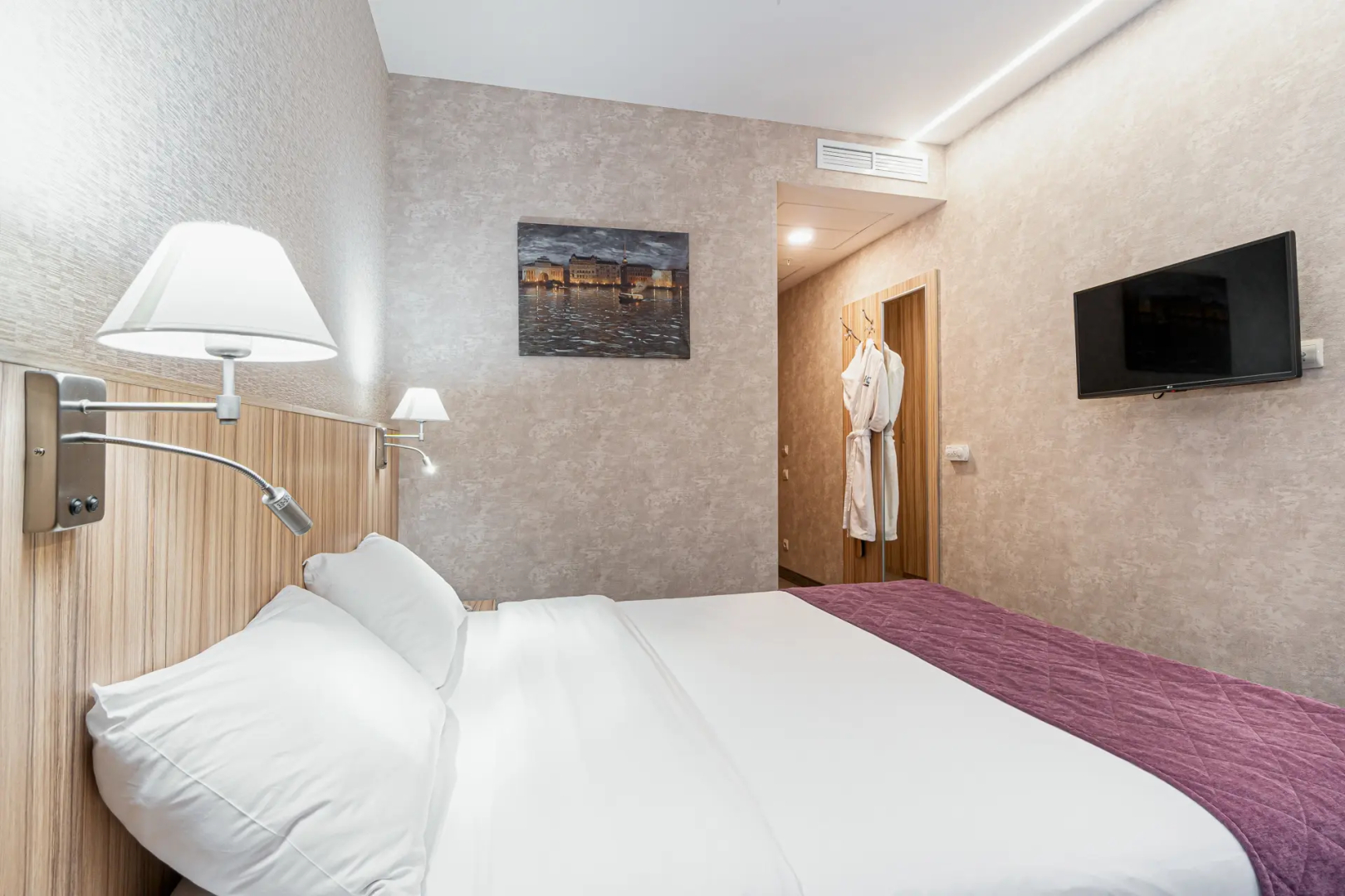 Отель Harbor Club