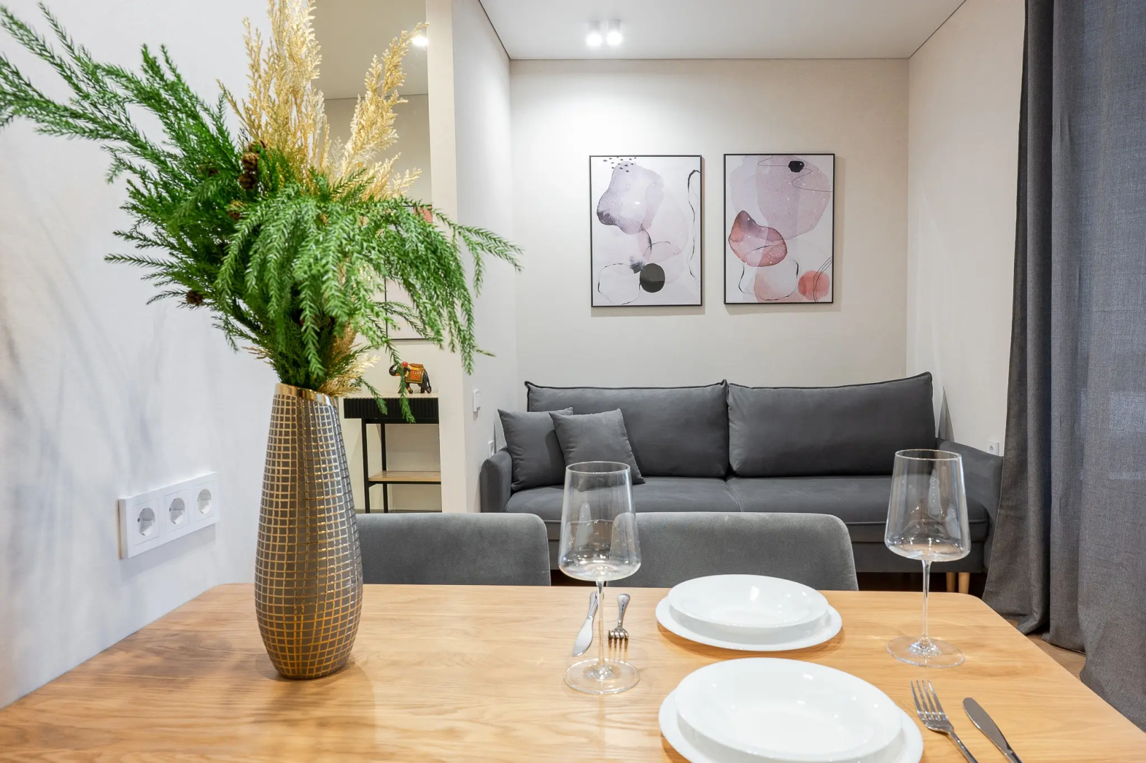 Квартира Milli House Royal Residence