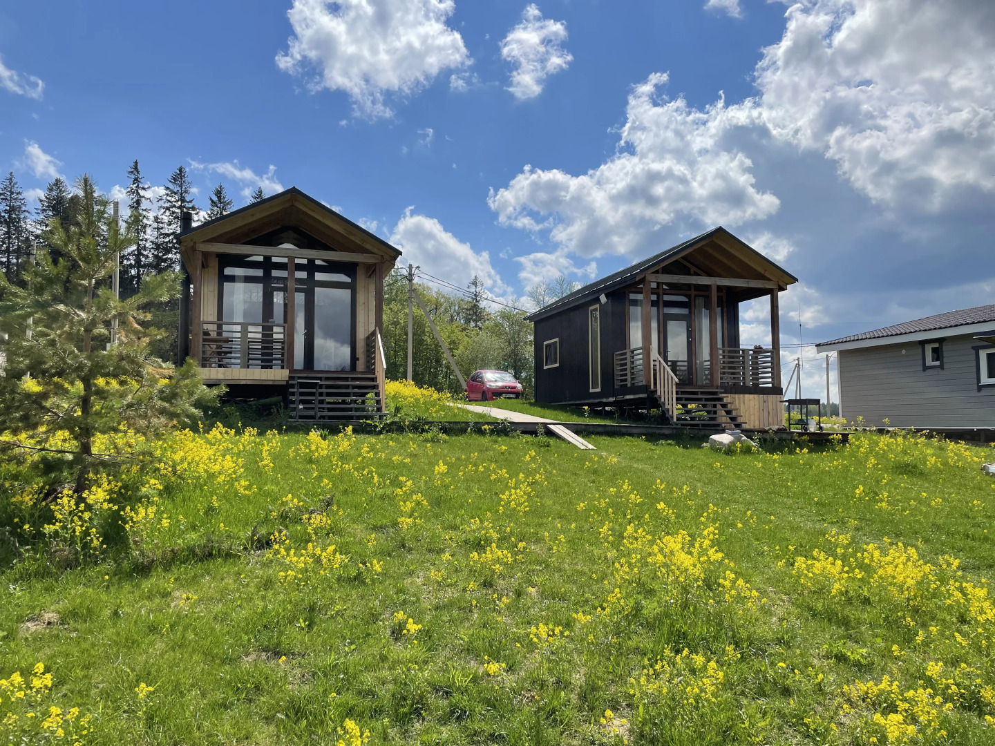 Дом Уютный домик у Игоры, белый