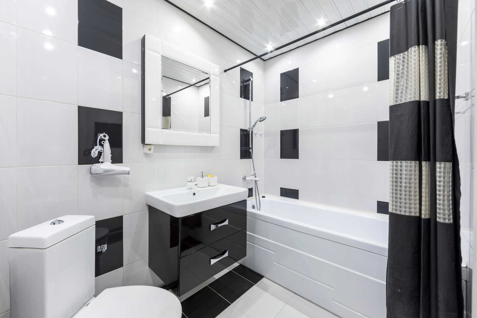 Апартаменты на Газовиков: Просторные 2-комнатные ВыДома