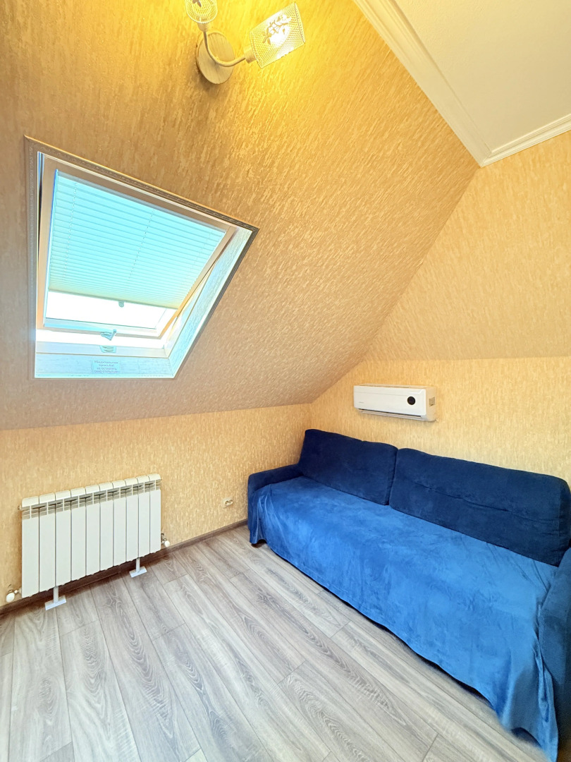 Частный дом с сауной и бассейном в курортной зоне