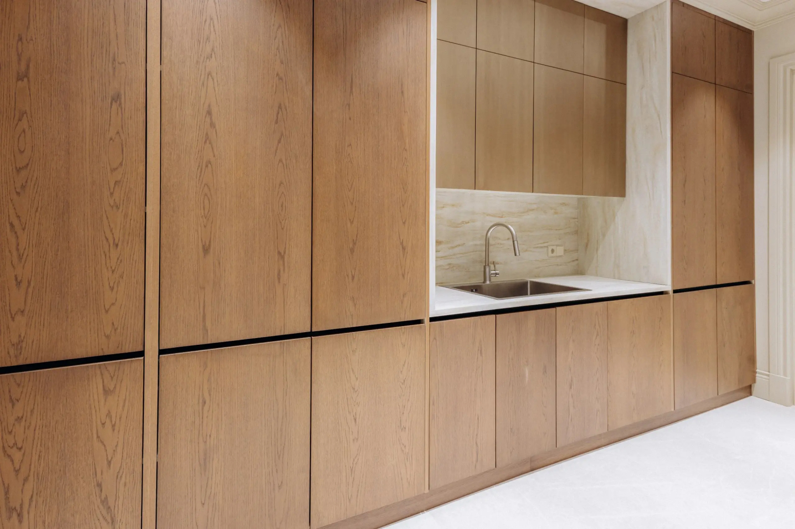 Апарт-отель Four Seasons