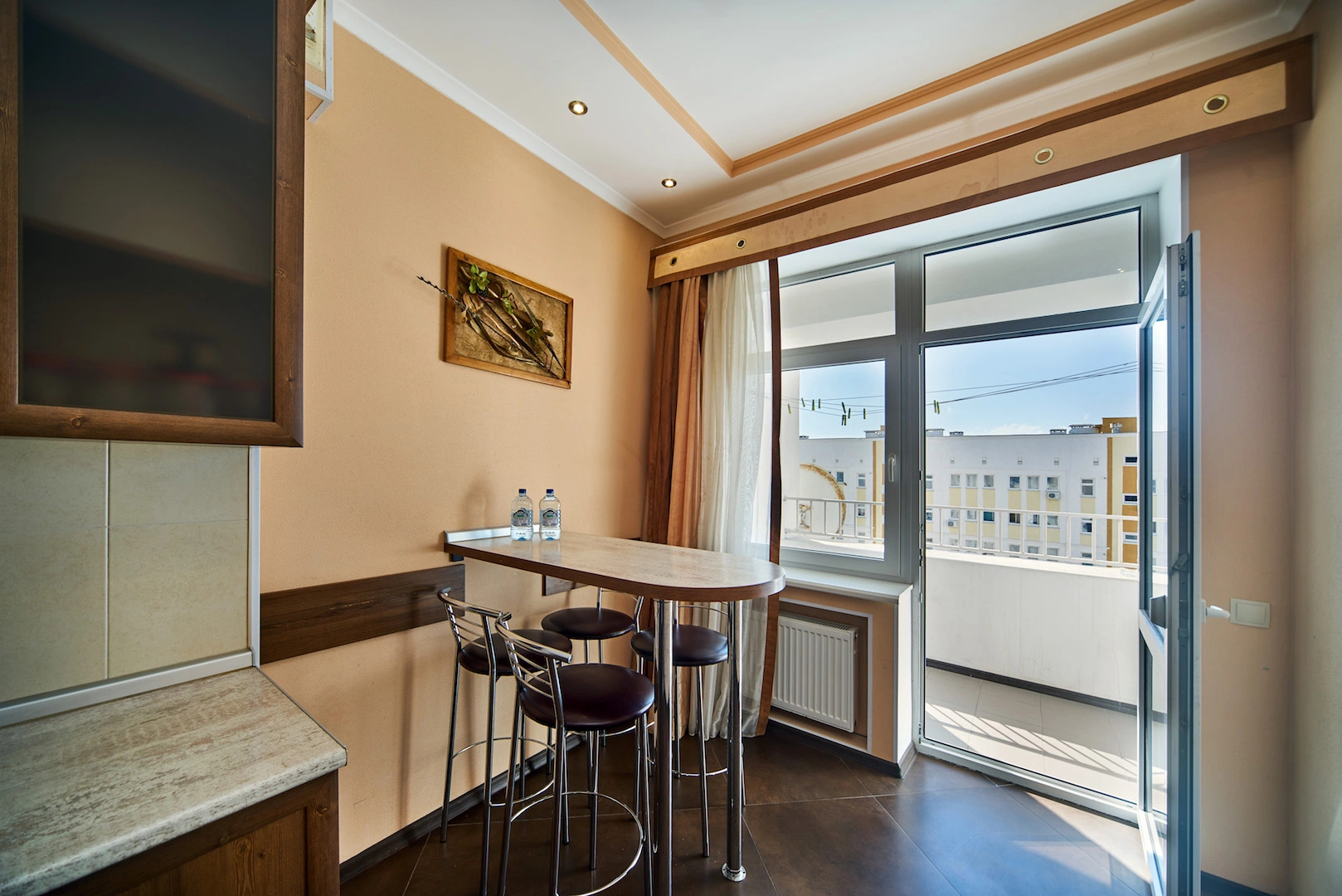 Двухуровневые апартаменты у моря на Античном