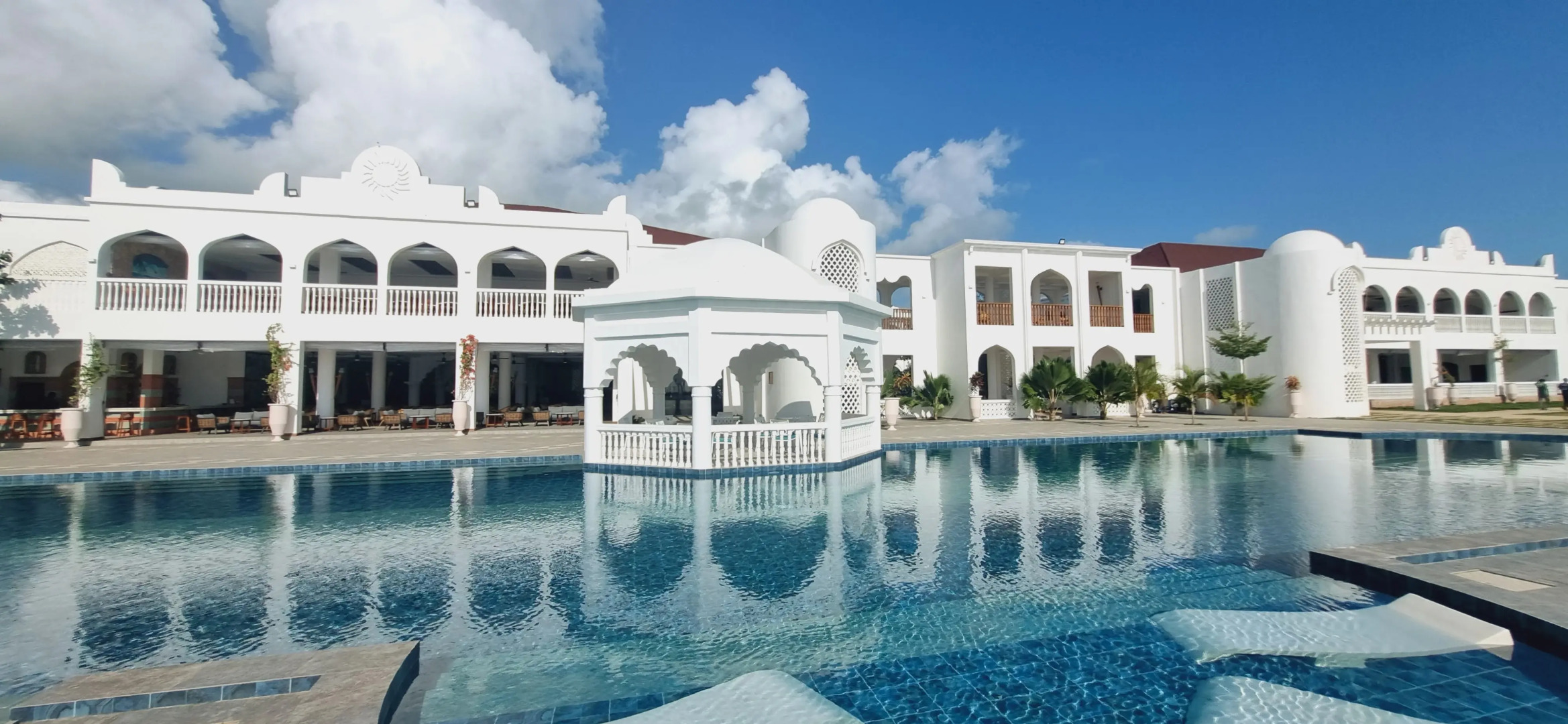 Отель Shukran Palace