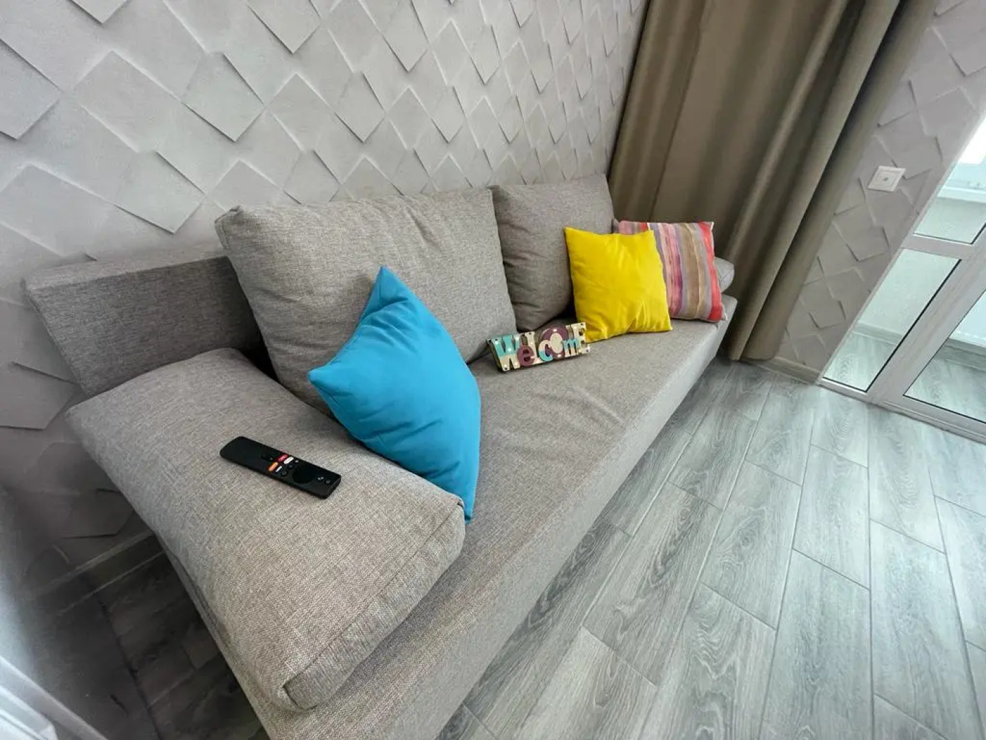 Апартаменты Еврокласс Рядом с ТЦ Круиз