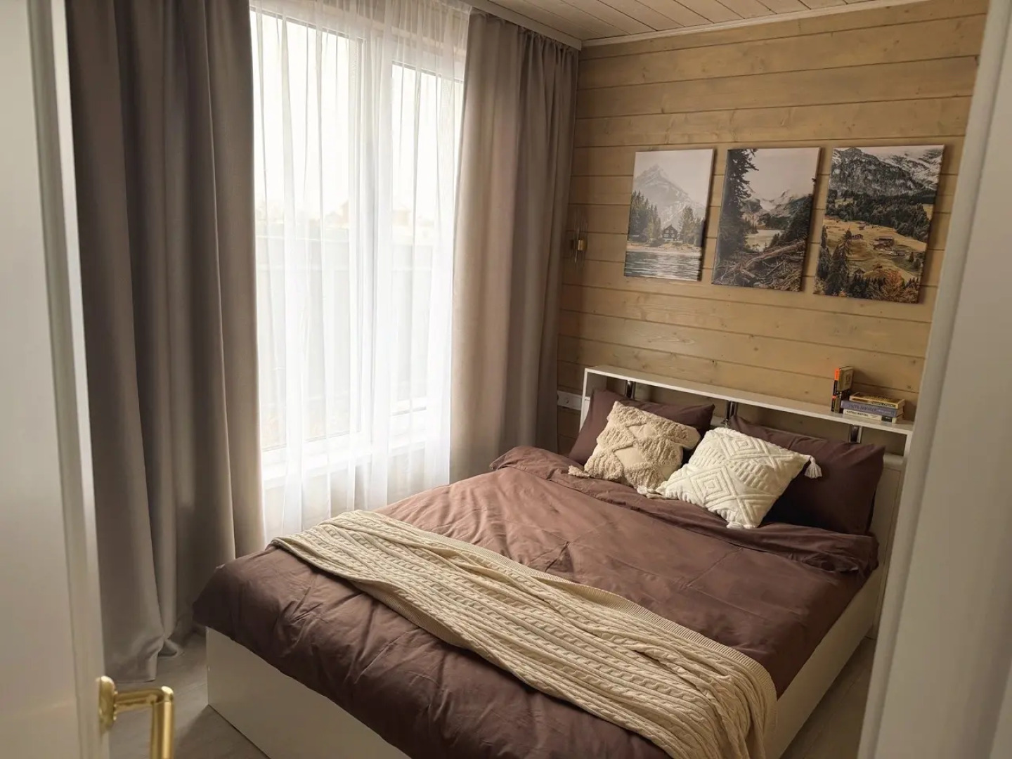 Частный дом NutVillage современный дом  с сауной внутри