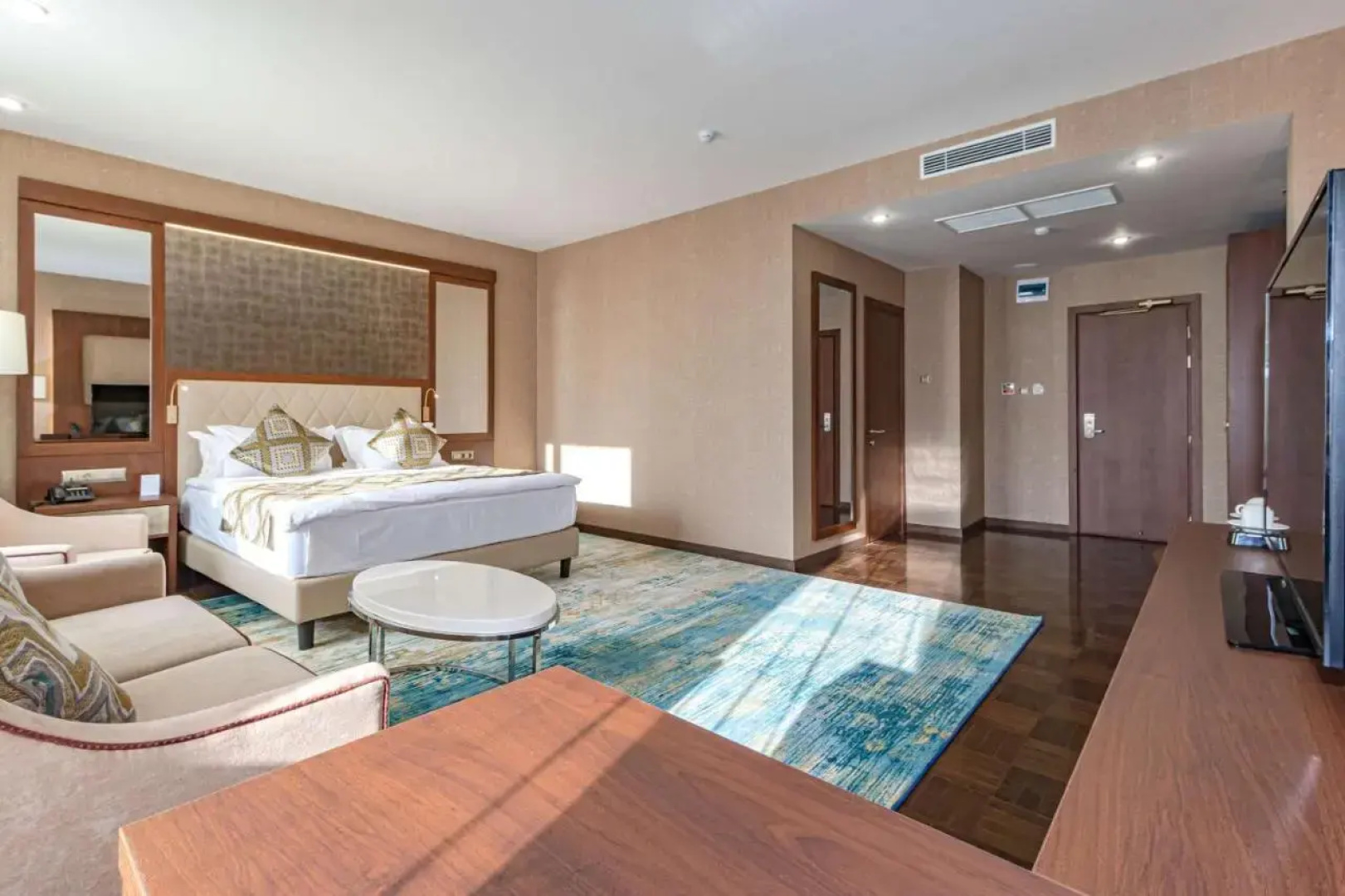 Отель Best Western Plus Astana