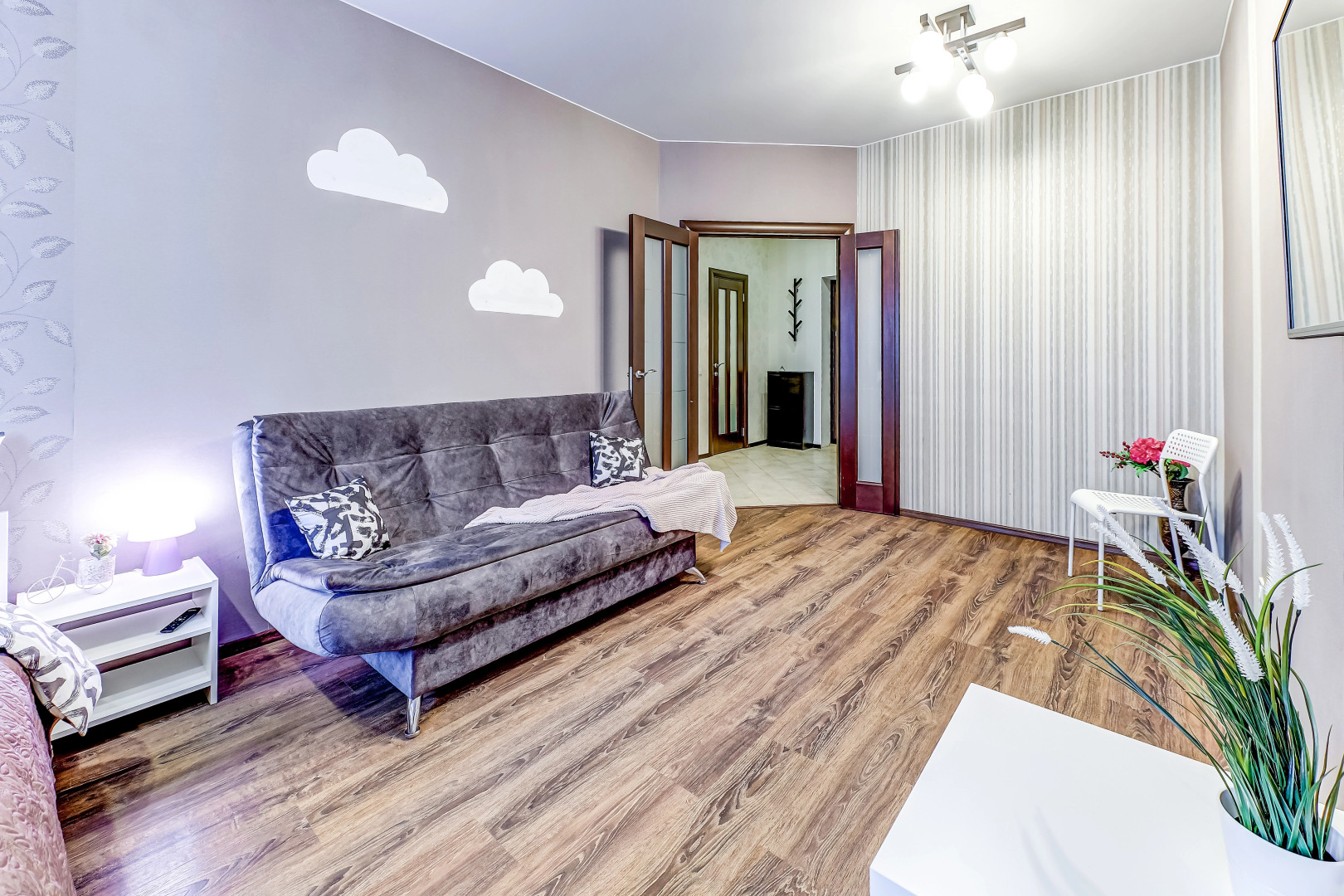 Апартаменты Приморское Украшение