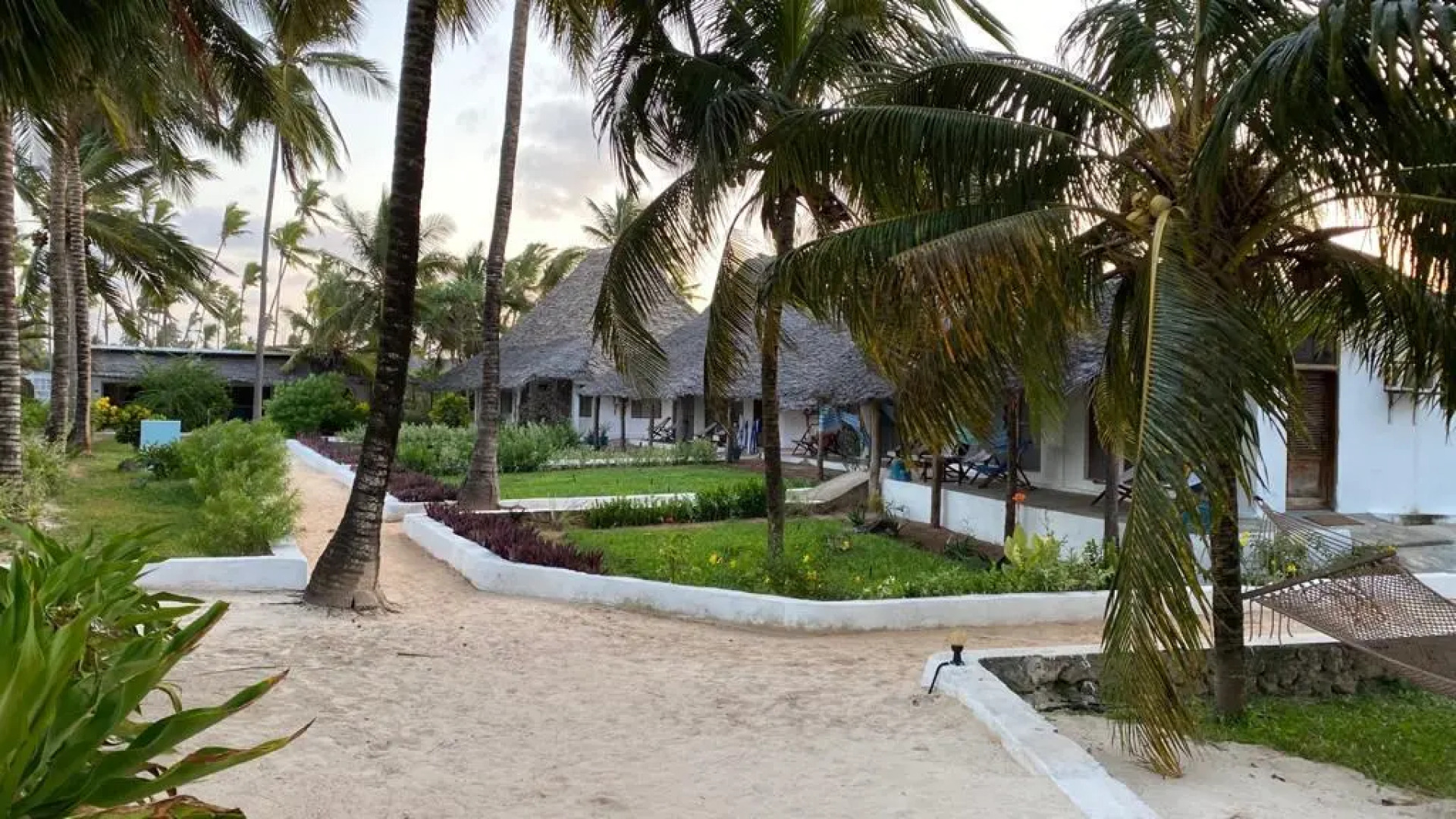 Бунгало Matemwe Baharini Villas