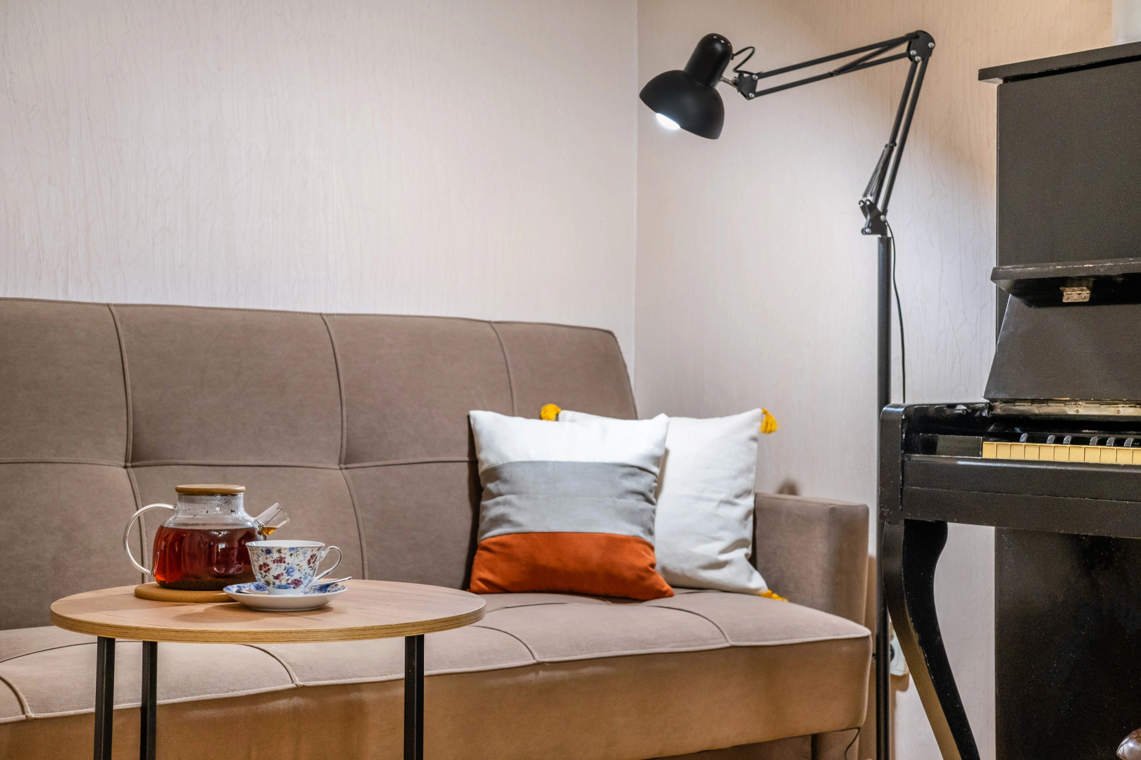 Апартаменты Cream Room от Rooms Apartments