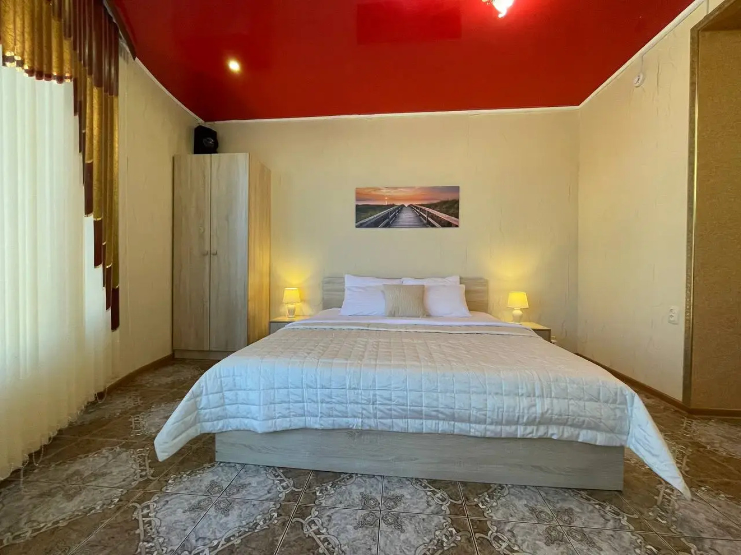 Гостиница  "Авангард"