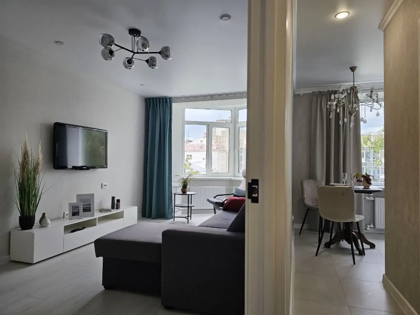 Квартира Новая Дизайнерская на Центральной Улице Города