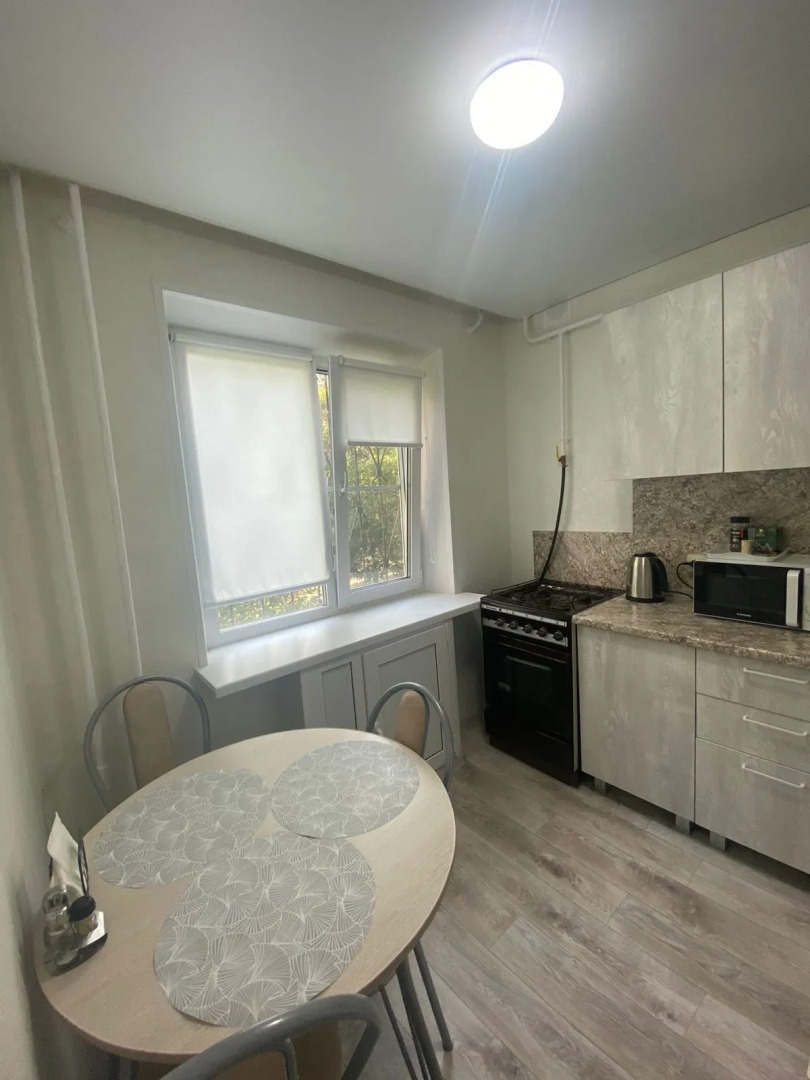 Апартаменты На Каслинской