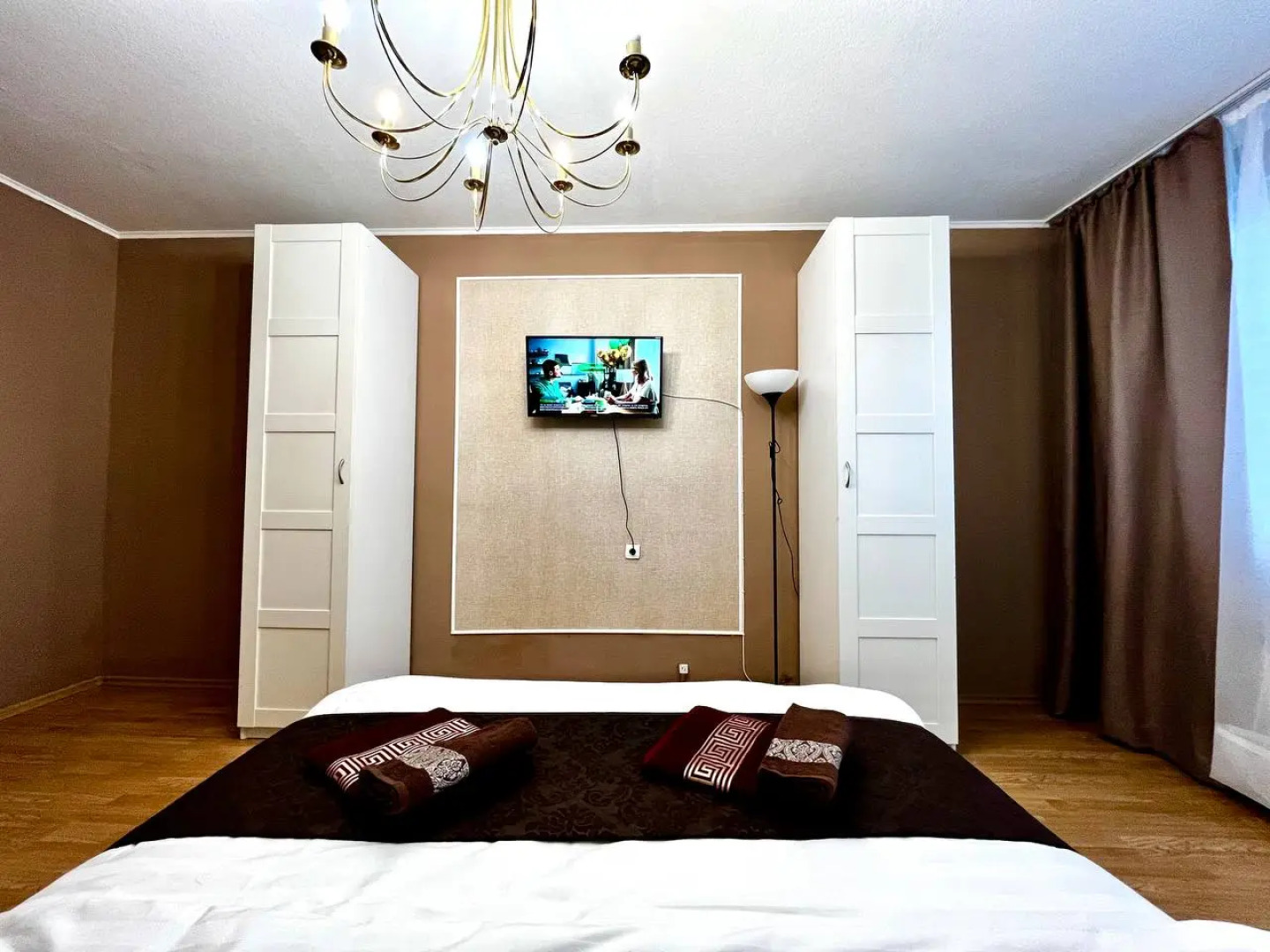 Квартира ШИКАРНАЯ КВАРТИРА С ПРОСТОРНОЙ ЛОДЖИЕЙ