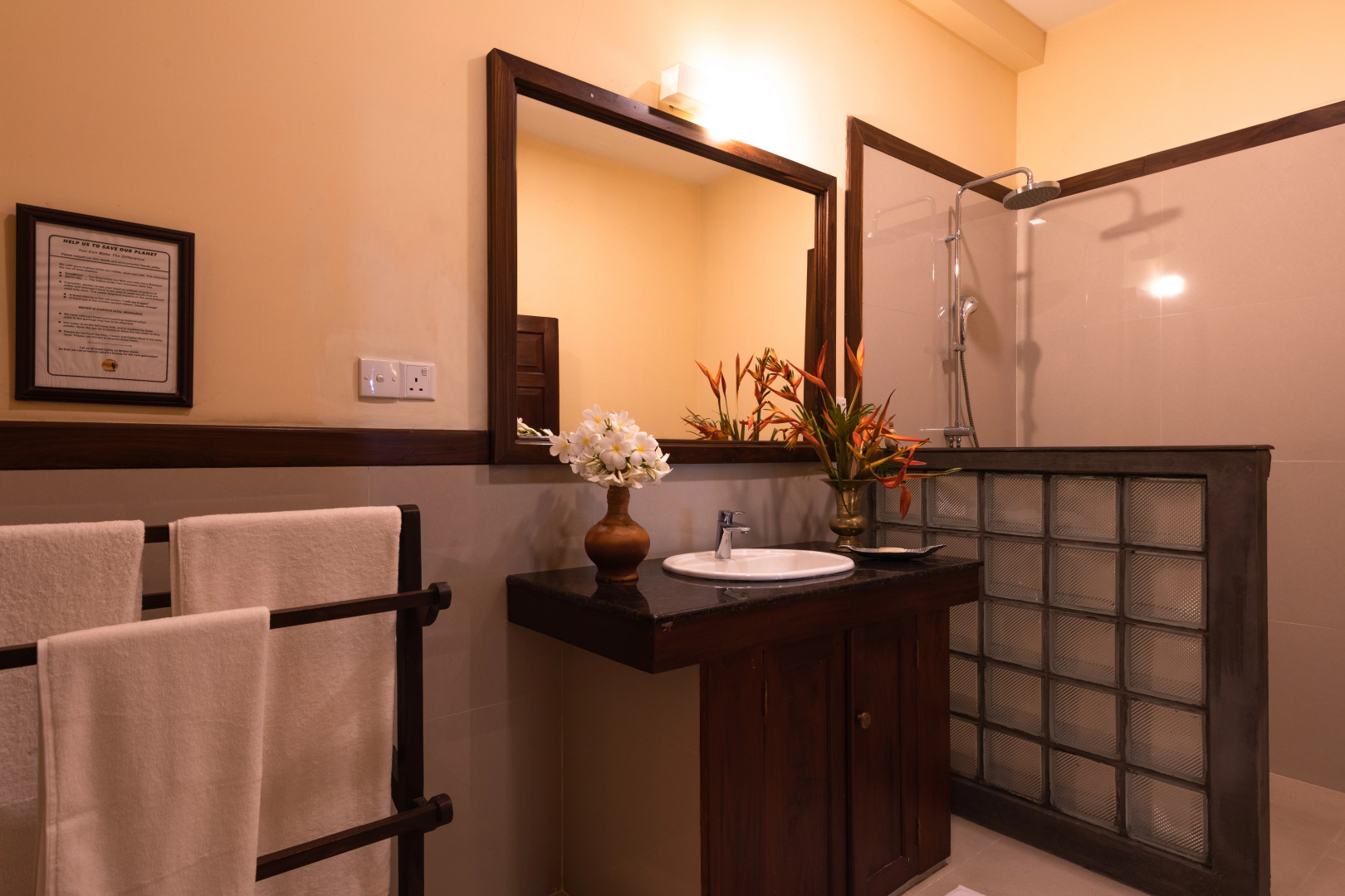 Вилла South Point Ocean 8 bedroom beach front