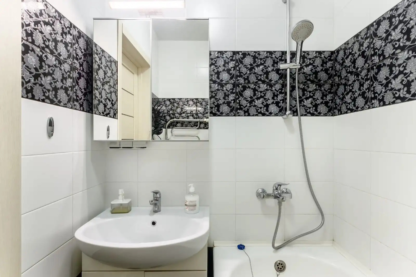 Квартира на Венеры 21