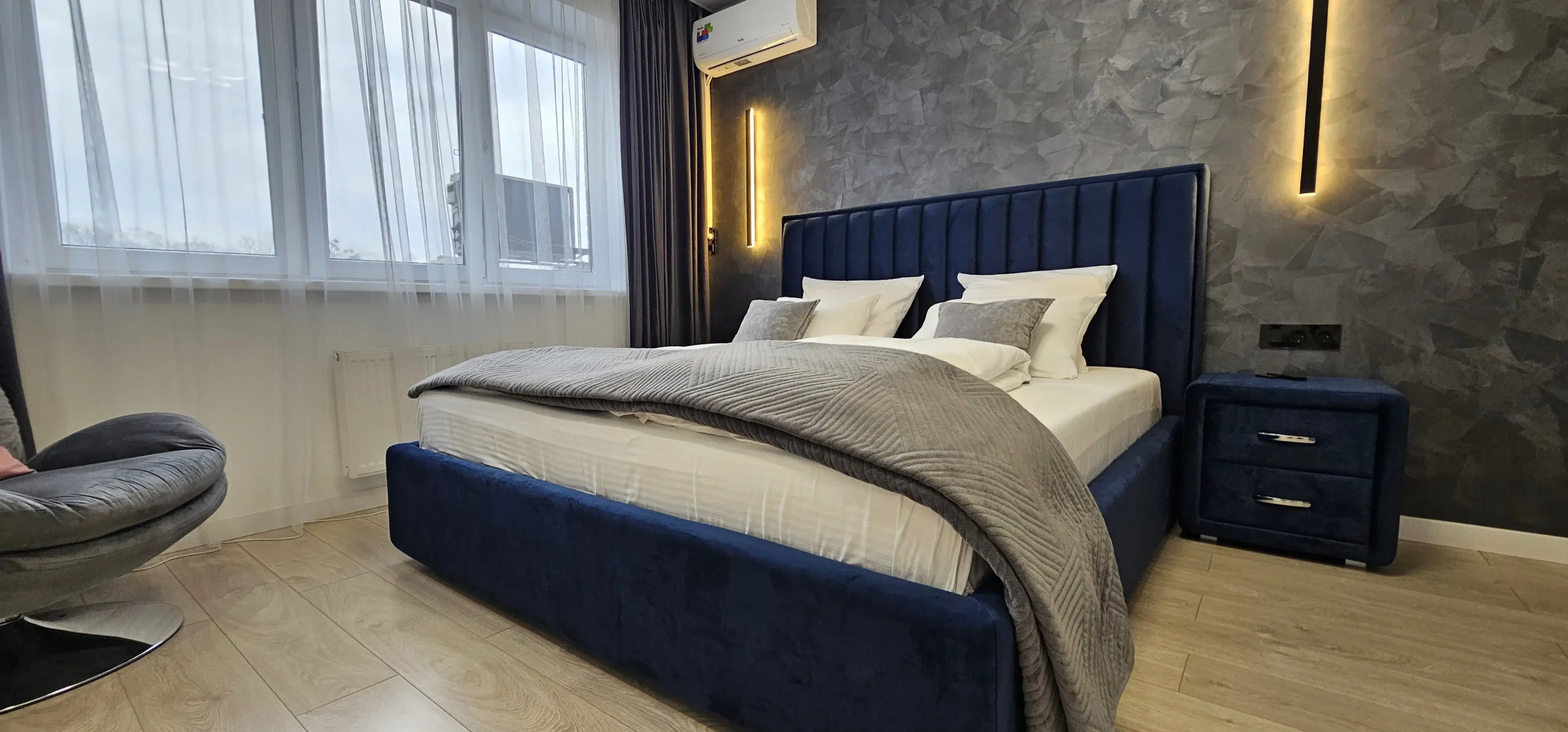 Апартаменты Алиса в Центре на Уральской 20