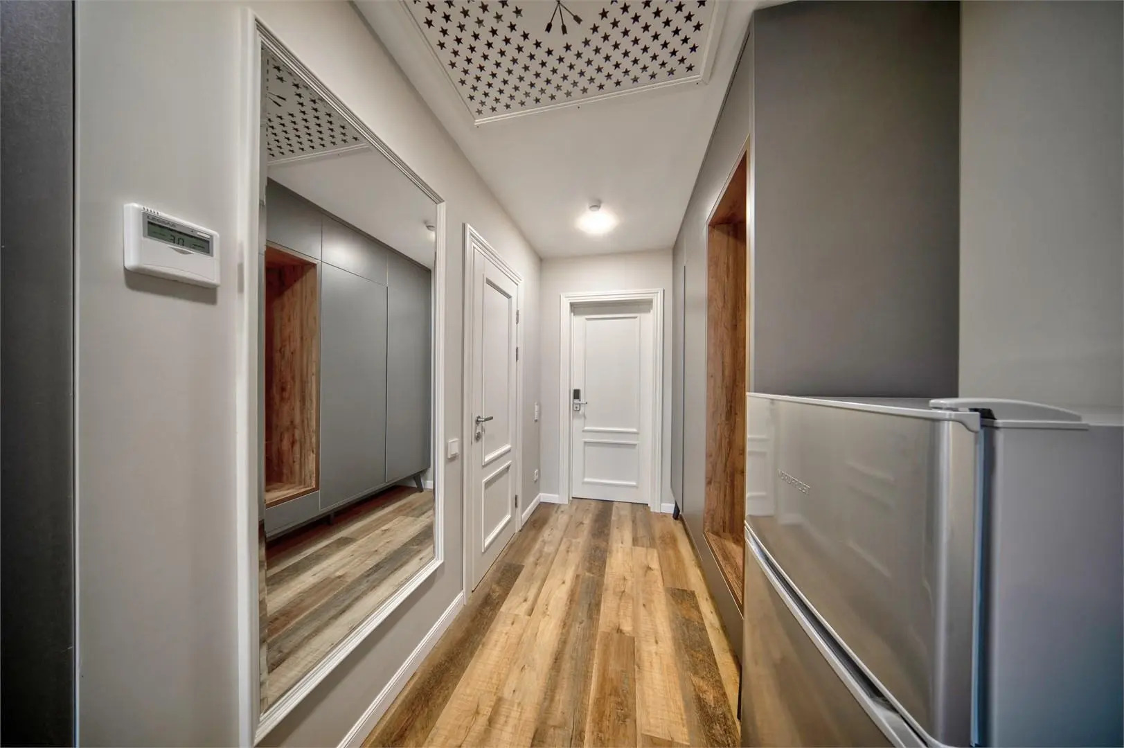 Хатти Апарт