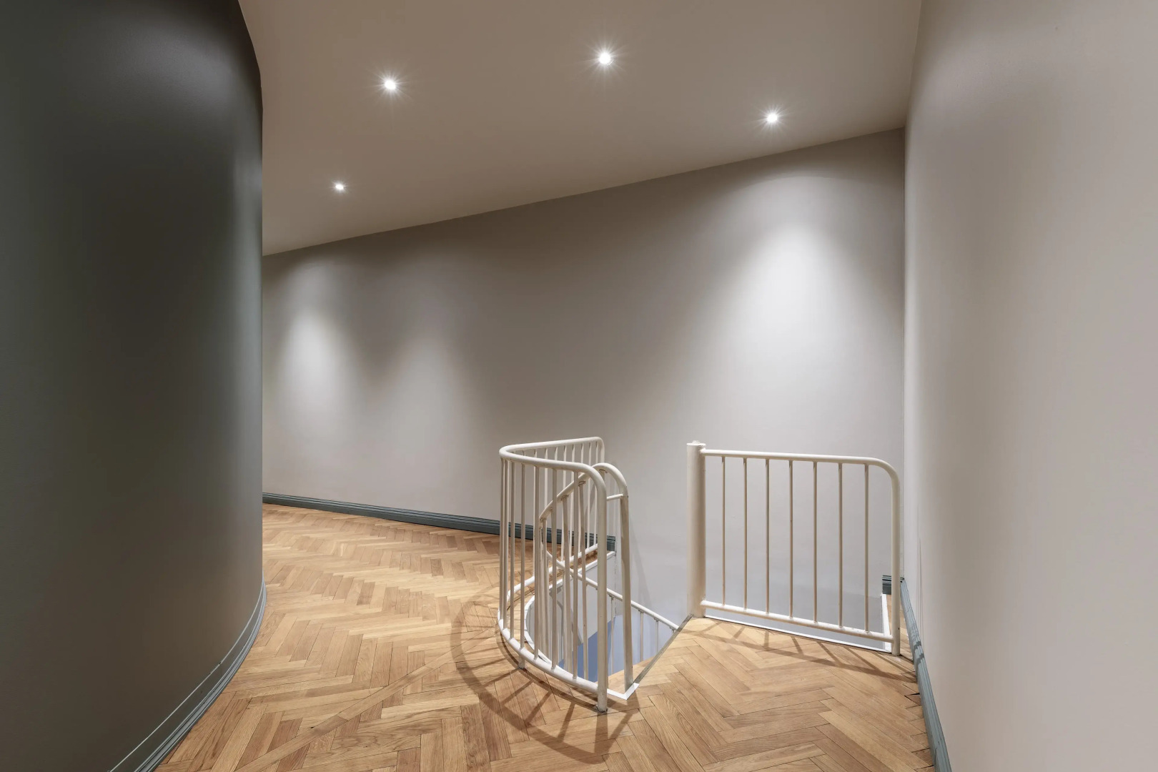 Апартаменты двухуровневые  Big Italy 200 кв.м напротив Русского музея