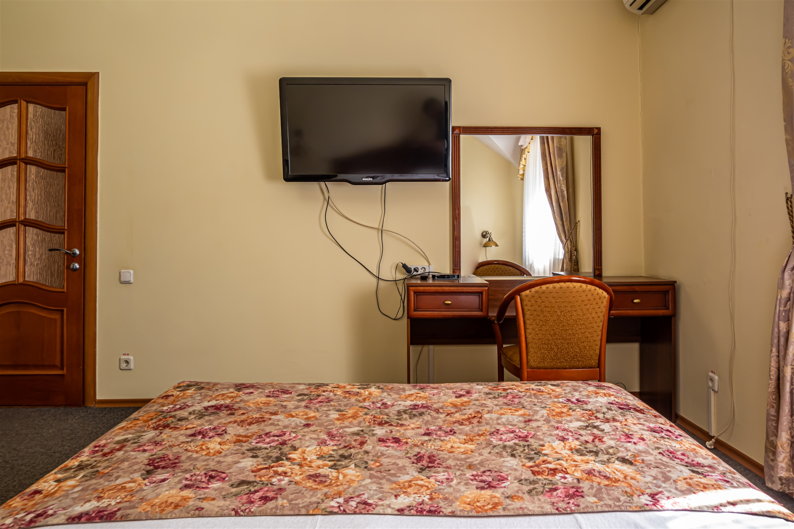 Отель Респект