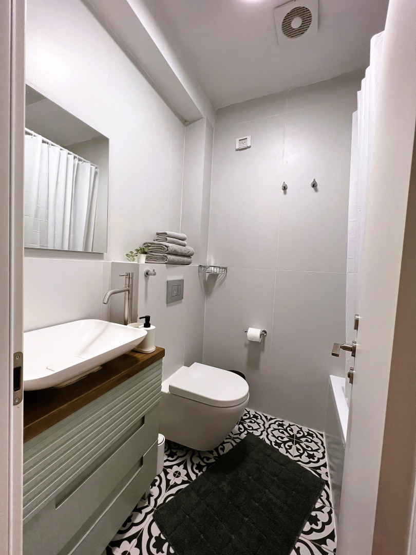 Апартаменты White Door Apartments