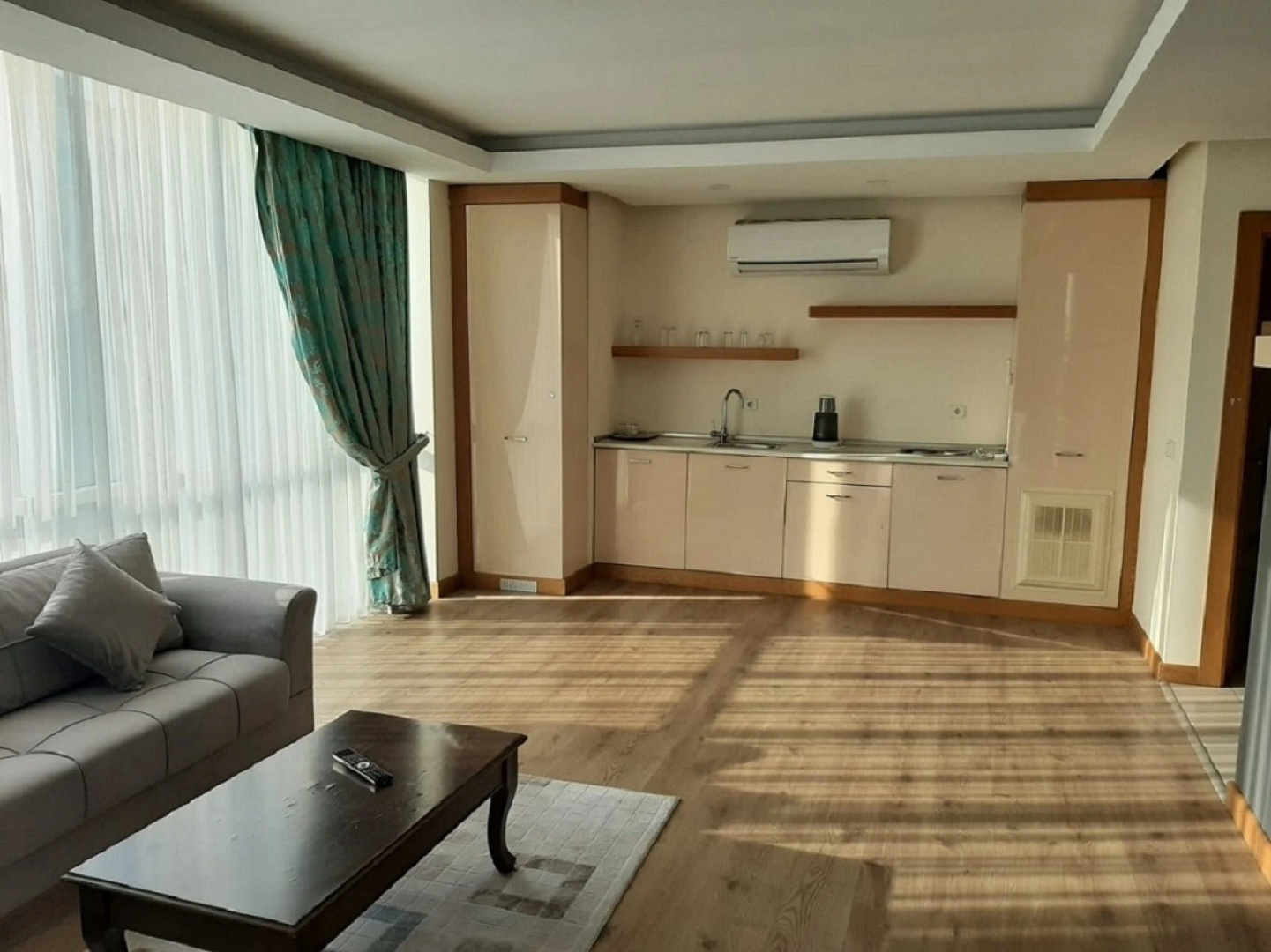 Myy Suites Apart-Hotel