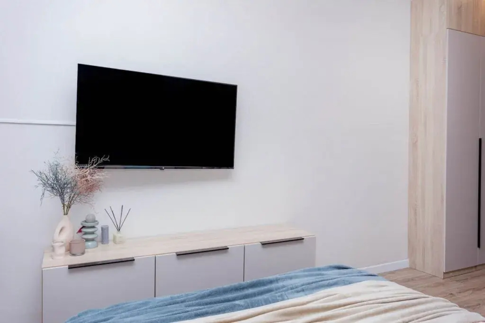 Квартира Студия ТутУют в ЖК Афи Тауэр