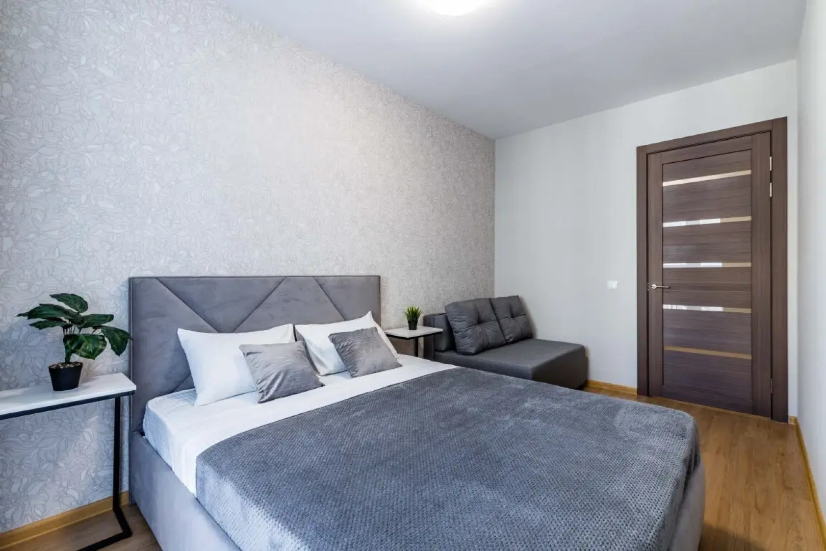 Апартаменты DramHouse ЖК Уральский 1