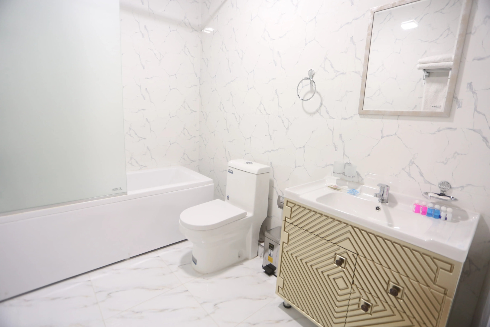 Отель Bibihojar