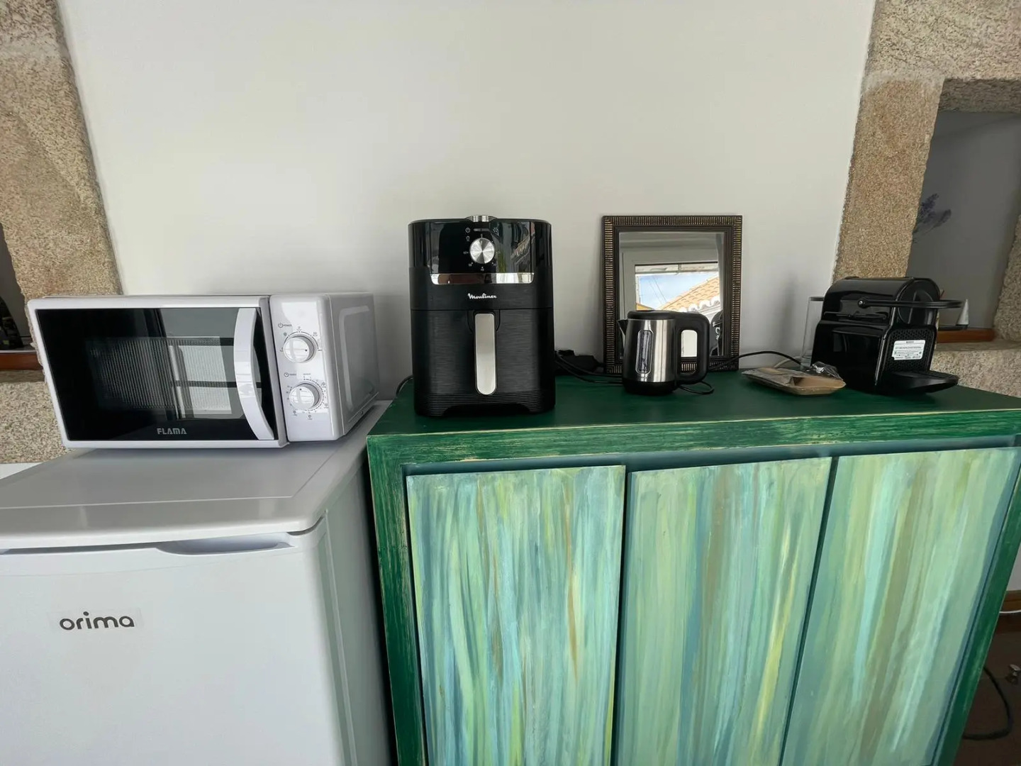 Отель Coliving with Coworking Space Open 24/7