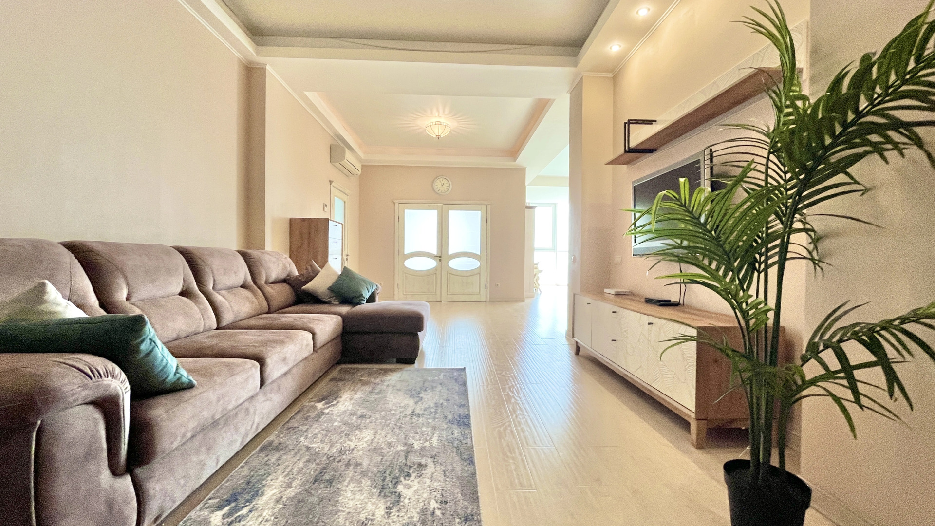 Апартаменты Альфа Заря