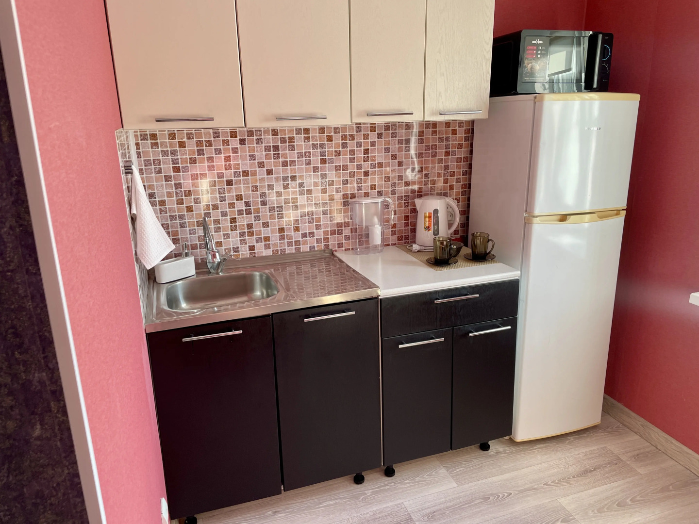 Квартира с видом на сопку с телевышкой На Сутки