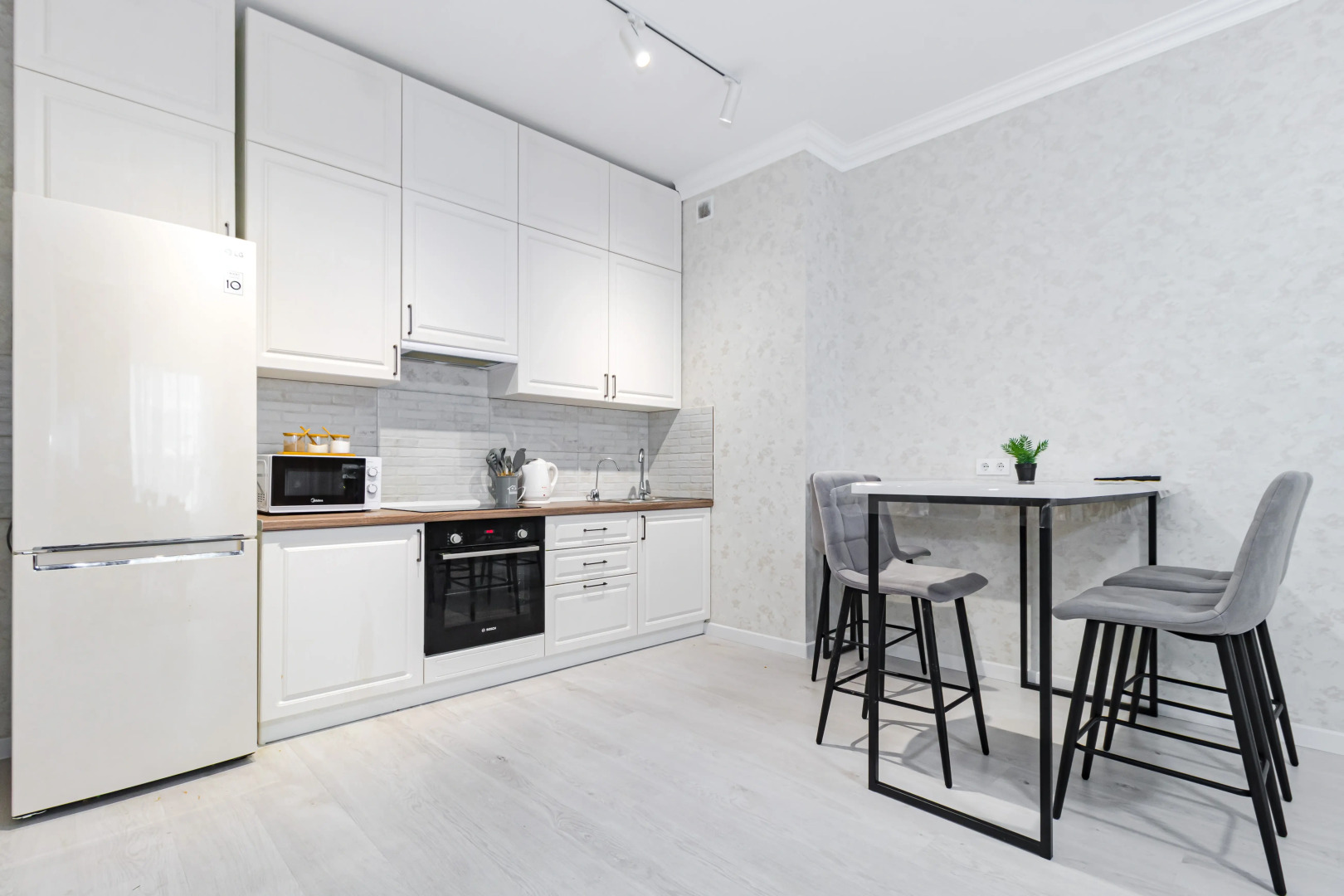 Апартаменты на Турара Рыскулова