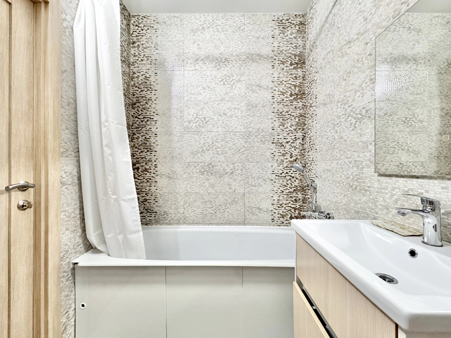 Квартира Hugge Place [Объект 185]