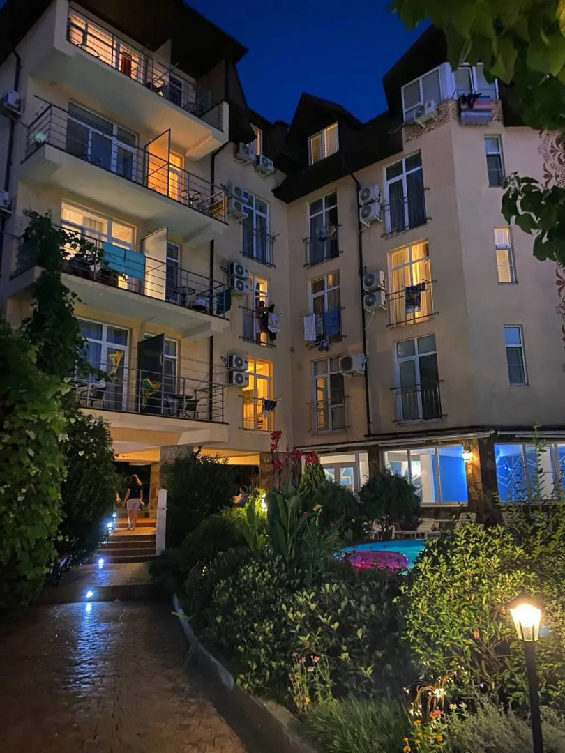 Отель Ламоре