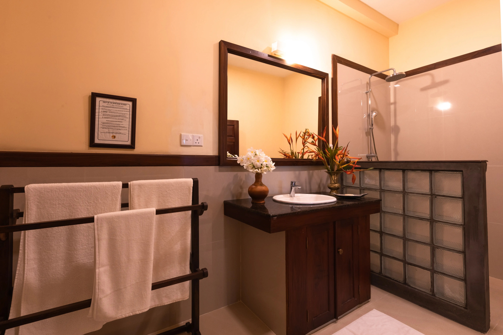 Вилла South Point Ocean 8 bedroom beach front