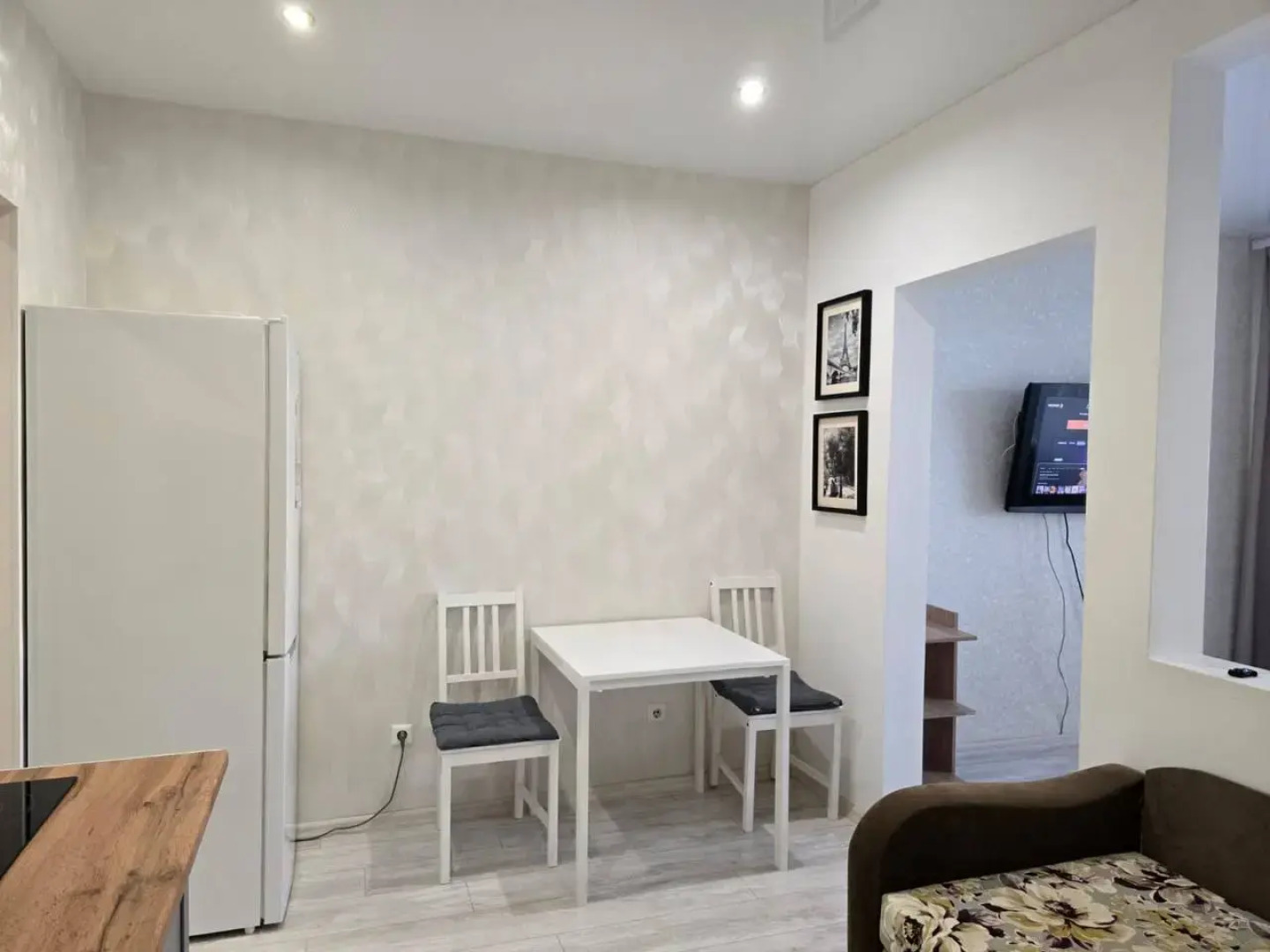 Апартаменты Крылова 53