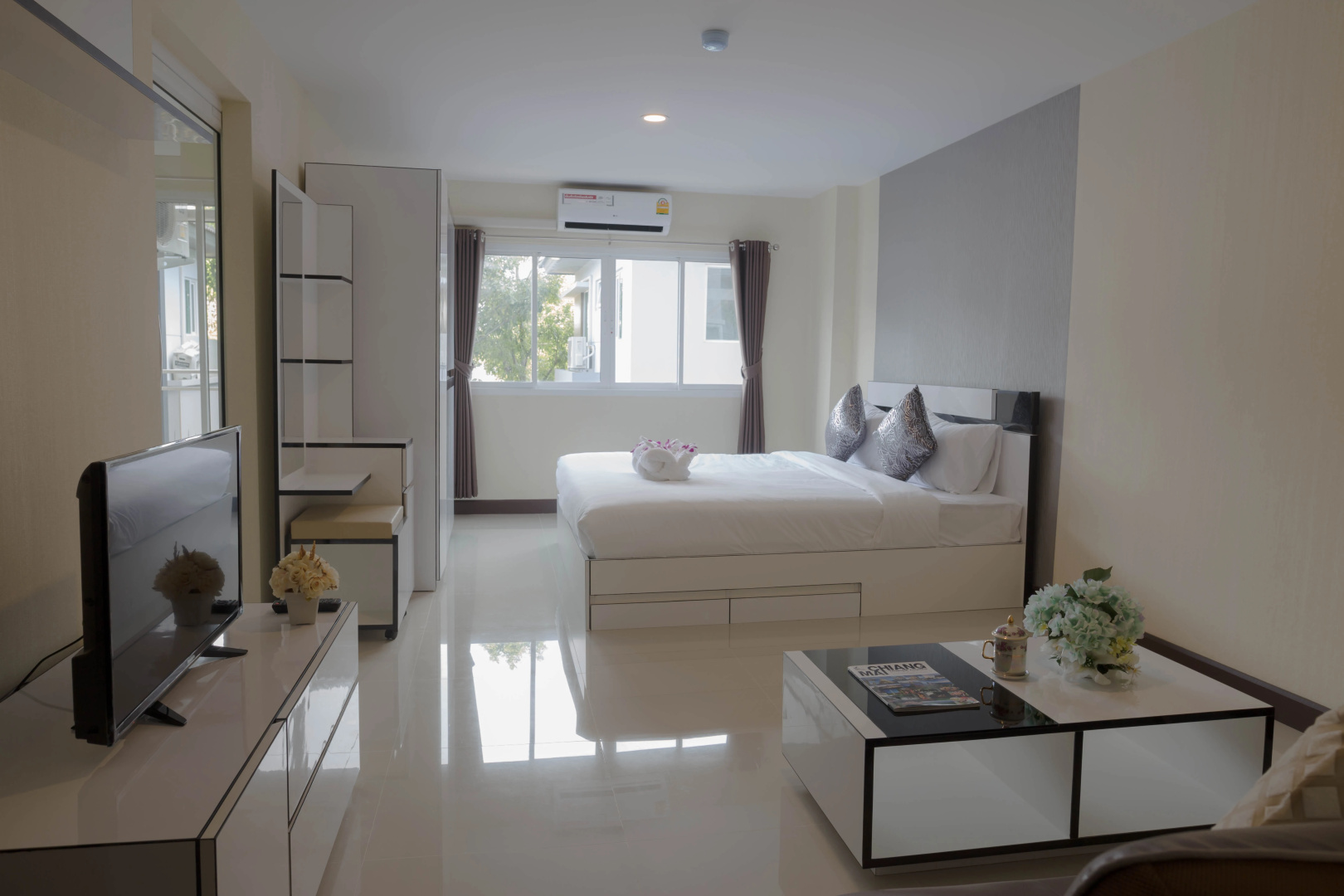 Отель Life Grand Chiang Mai
