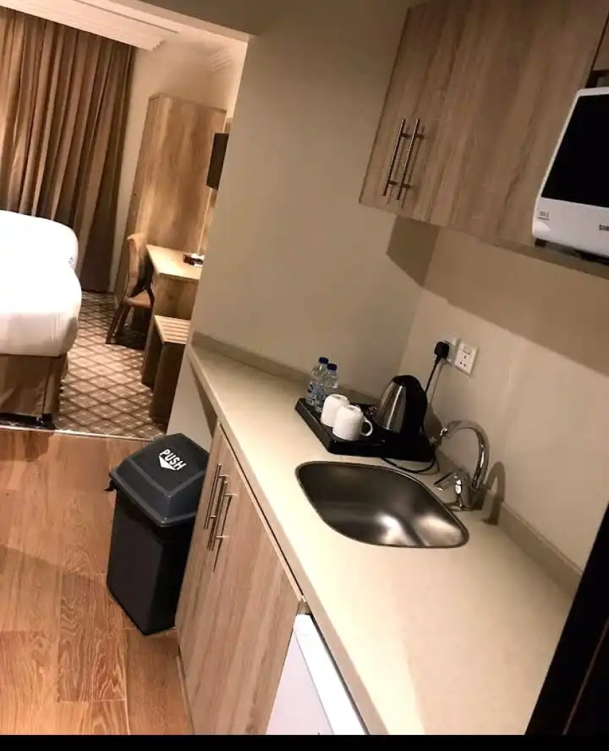 Отель Burj Alhayah Suites Olaya