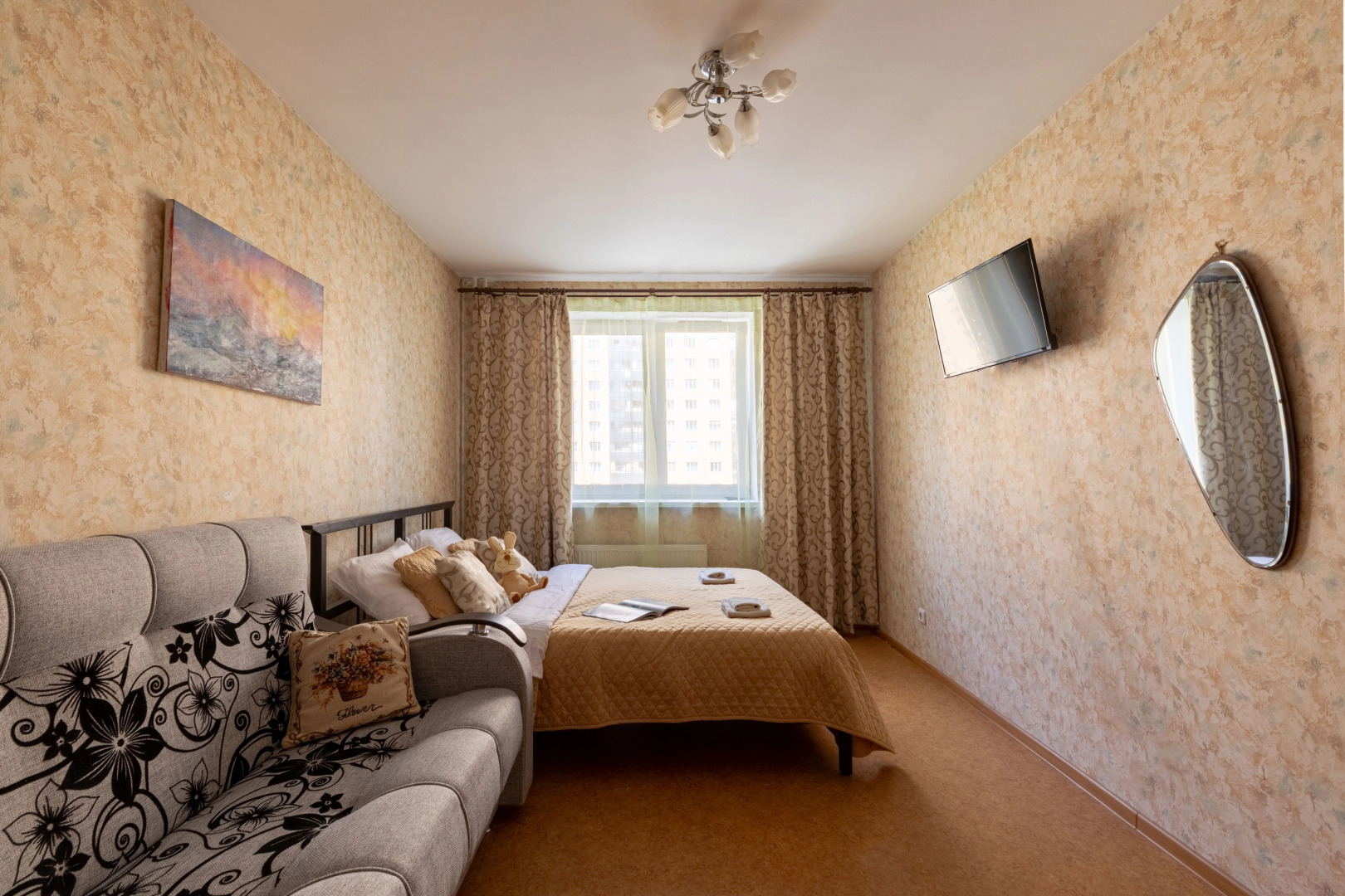 Апартаменты евро трёхкомнатные рядом с метро