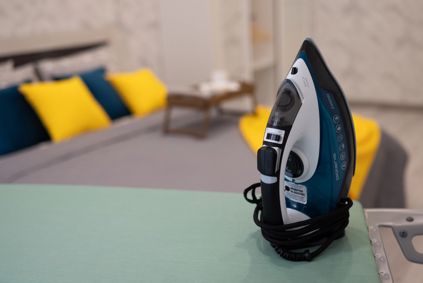 Апартаменты Unique Apart Канарейка напротив ЛДК и Кузбасс-Арены на 1-ой Заречной 9