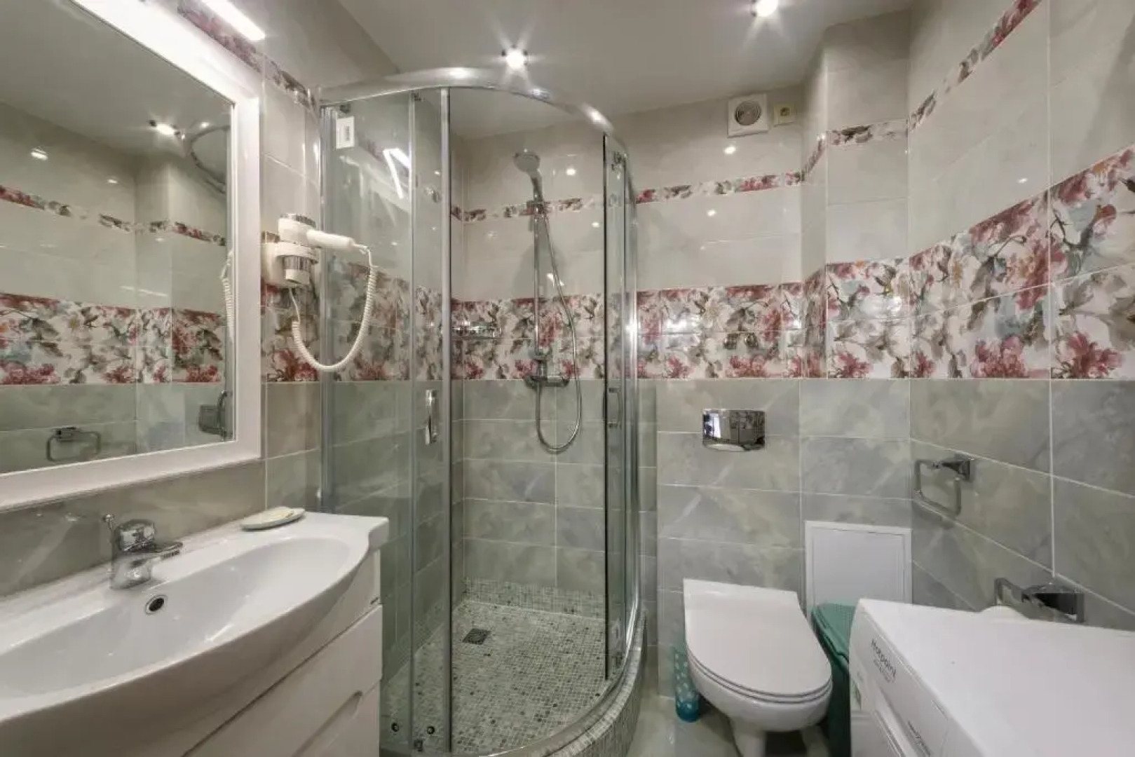 Апартаменты на Меридианной 3 у Набережной Казанки Счастливы Вдвоём