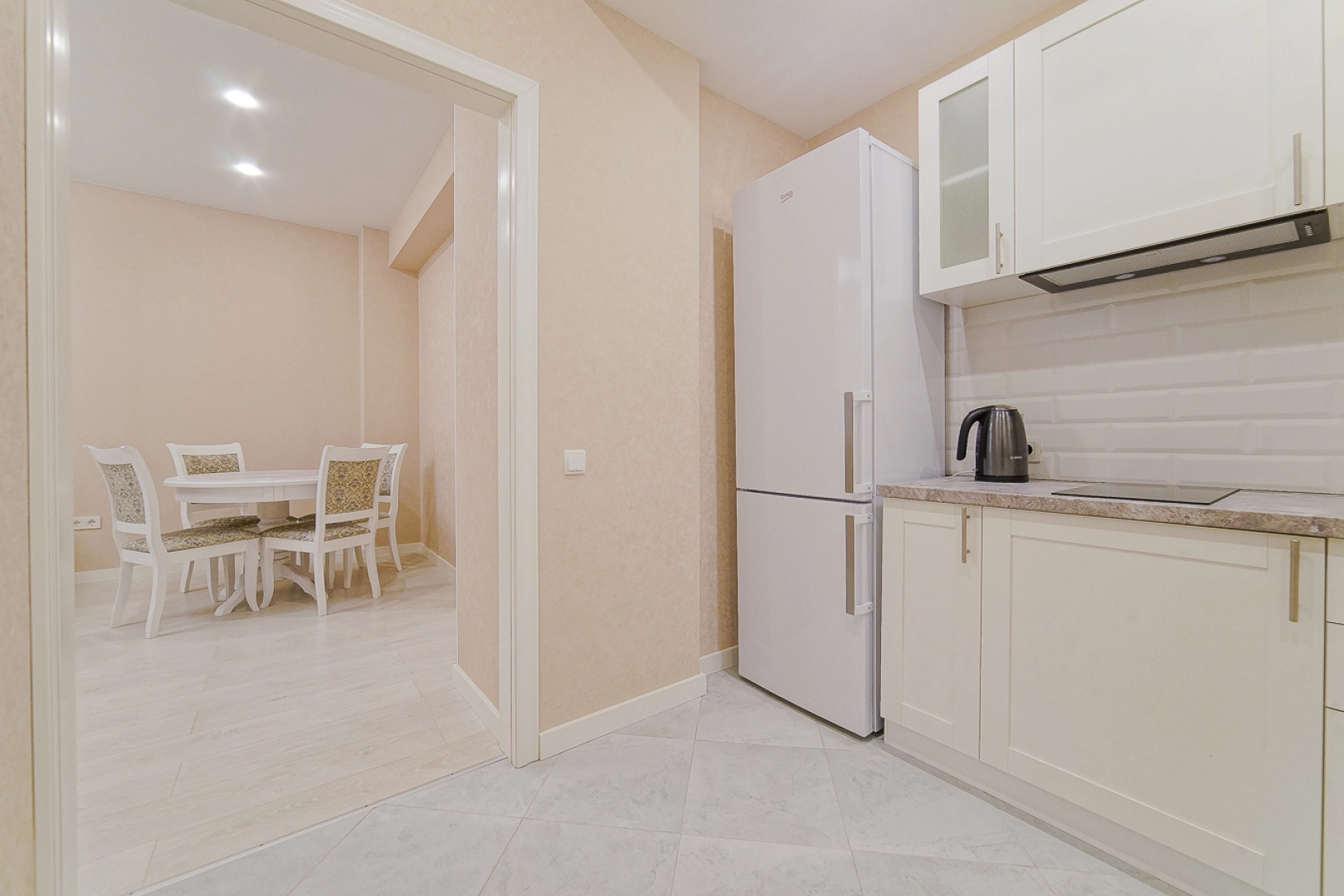 Апартаменты BelaTravel по адресу: Красная, 21