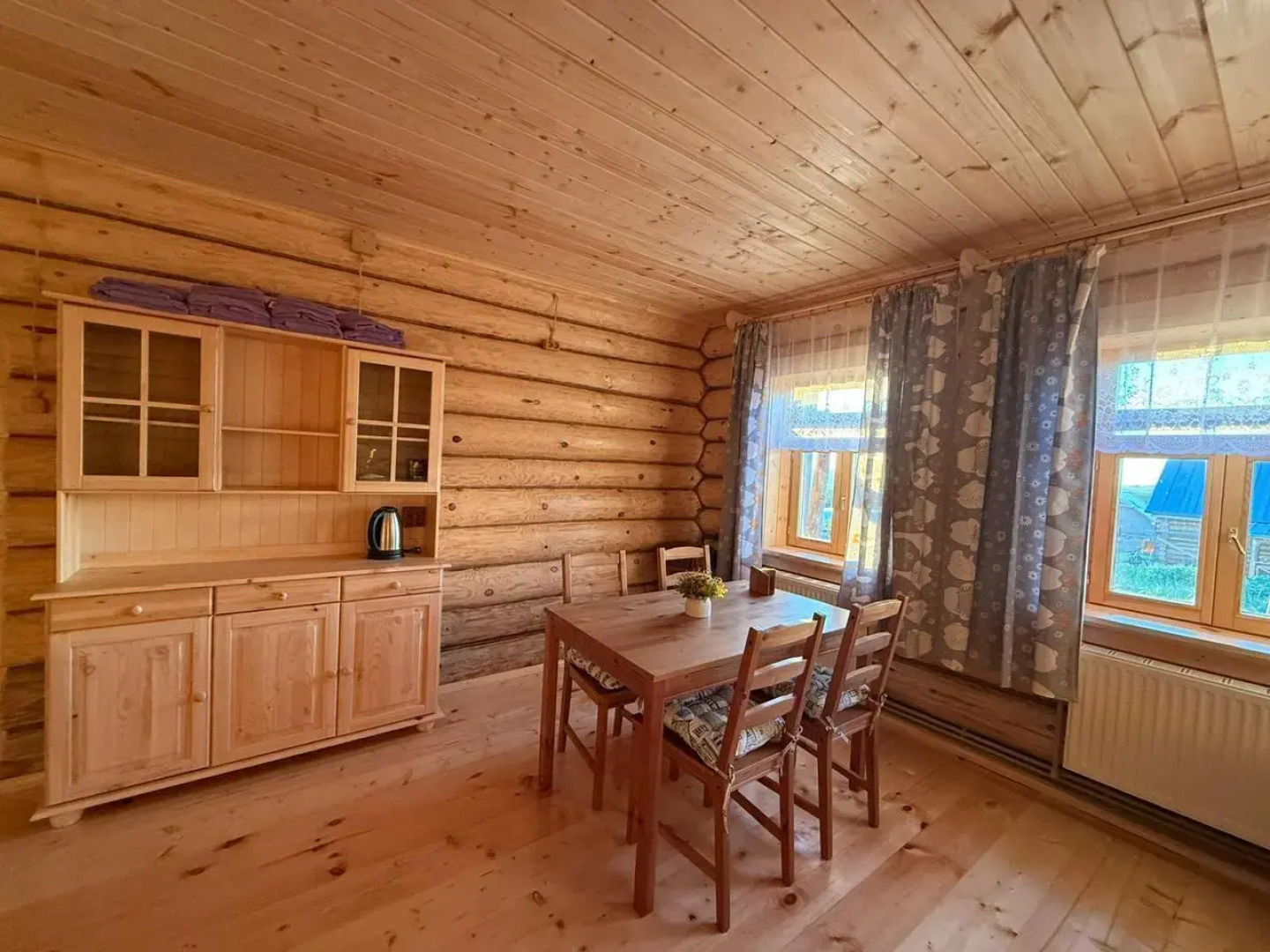 Частный дом Изба на бeрегу реки