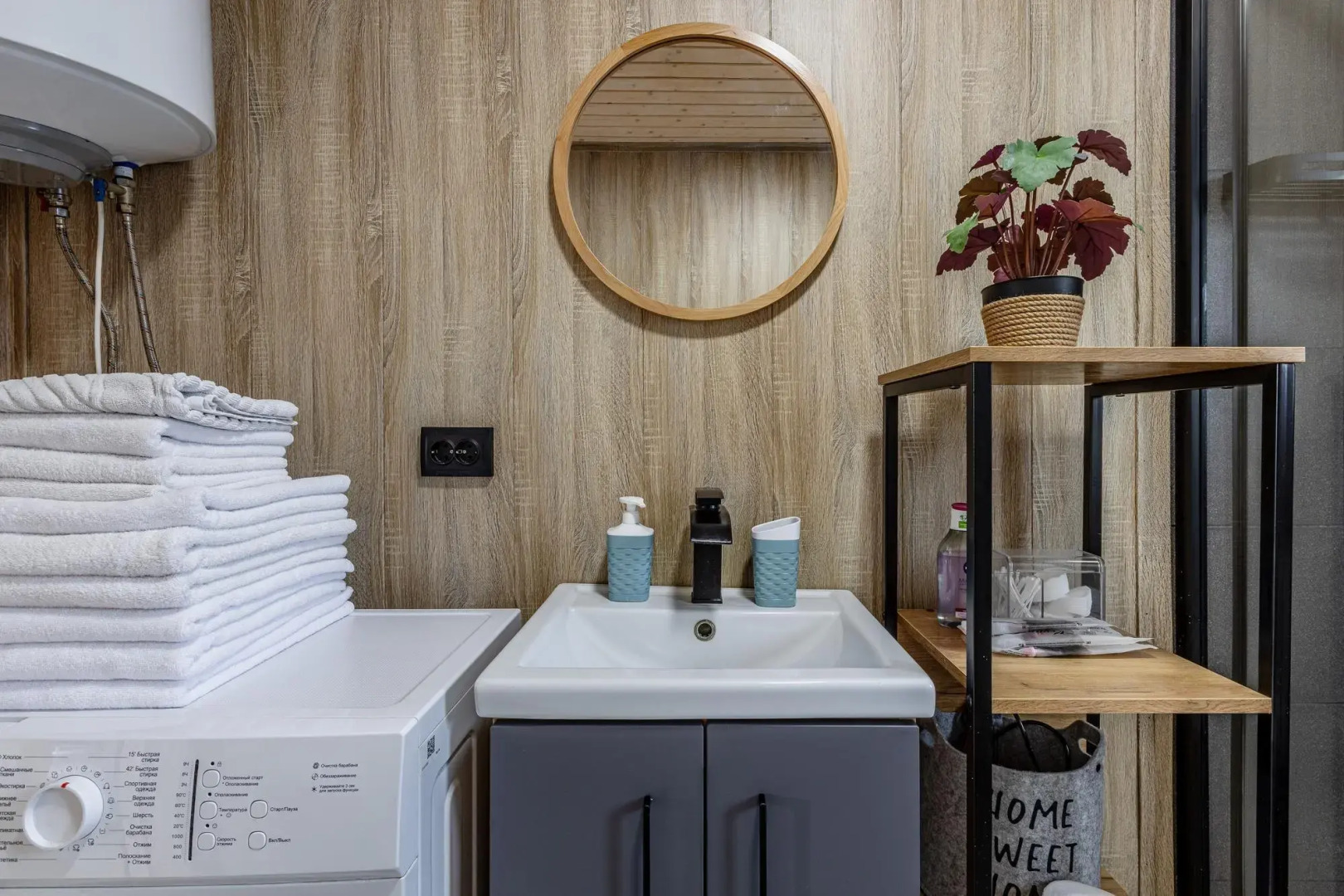 Частный Дом панорамный у леса и озера с сауной и купелью